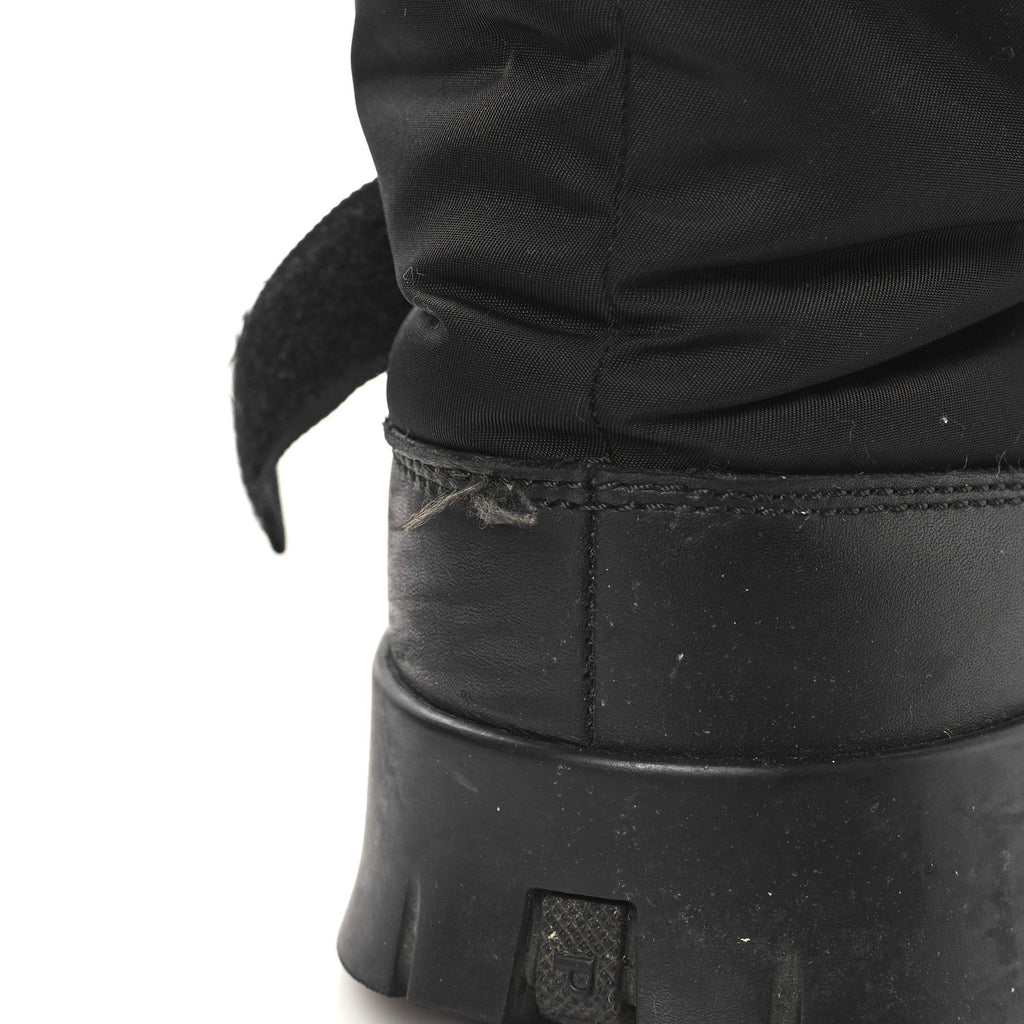 Prada Re-Nylon Gabardine Rubber Triangle Logo Mens Padded Snow Boots 8.5 Black