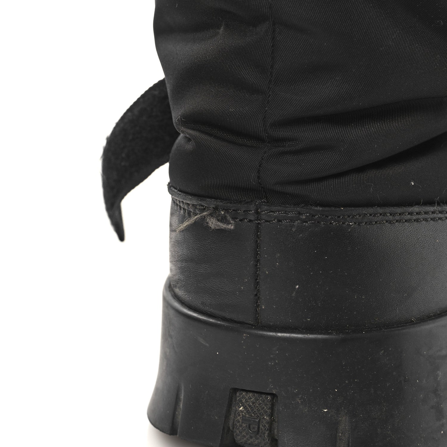 Prada Re-Nylon Gabardine Rubber Triangle Logo Mens Padded Snow Boots 8.5 Black