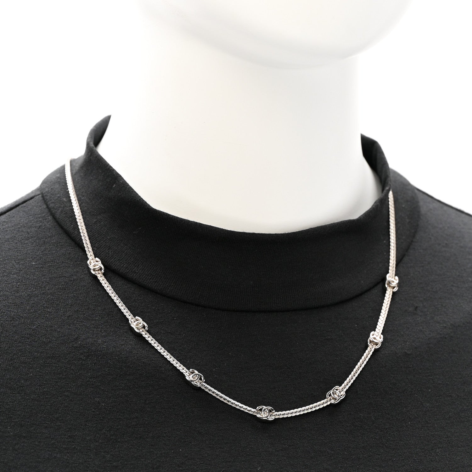 Chanel Metal CC Short Chain Necklace Silver
