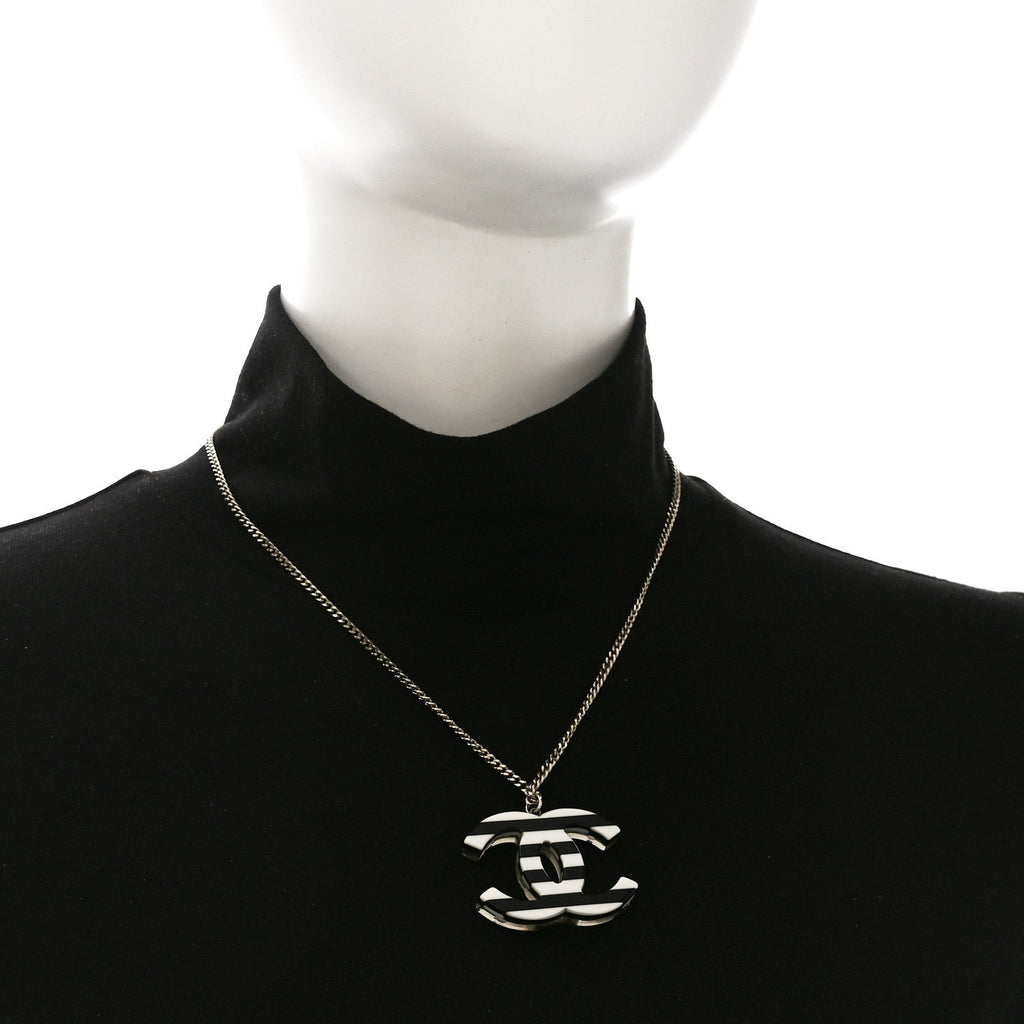 Chanel Enamel Pearl CC Charms Pendant Necklace Black White Gold