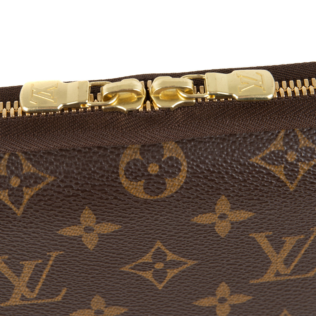 Louis Vuitton Louis Vuitton 13 Monogram Canvas Laptop Sleeve