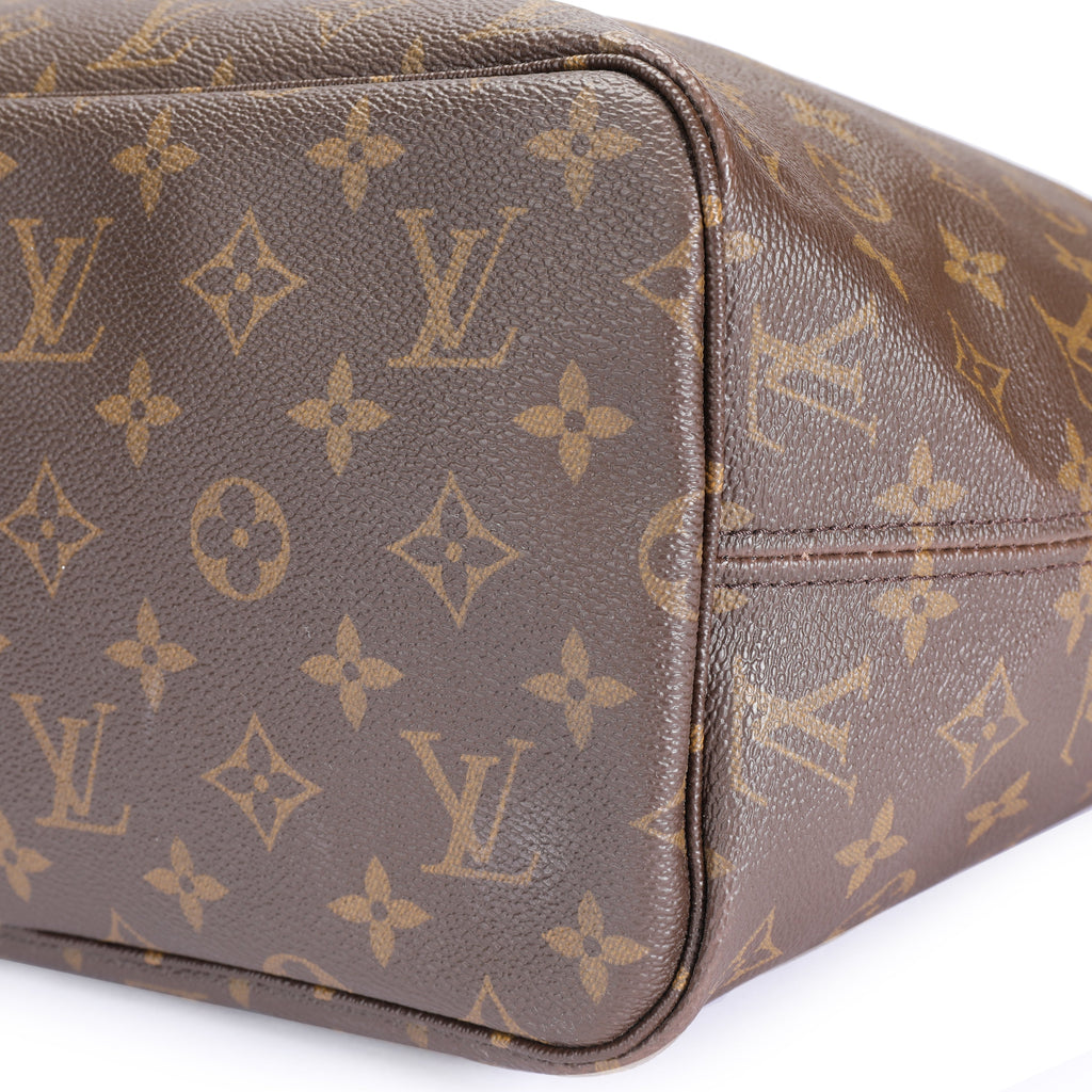 Louis Vuitton Louis Vuitton Monogram Canvas Neverfull MM