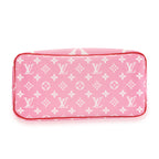 Louis Vuitton Louis Vuitton Rouge LV Escale Neverfull MM