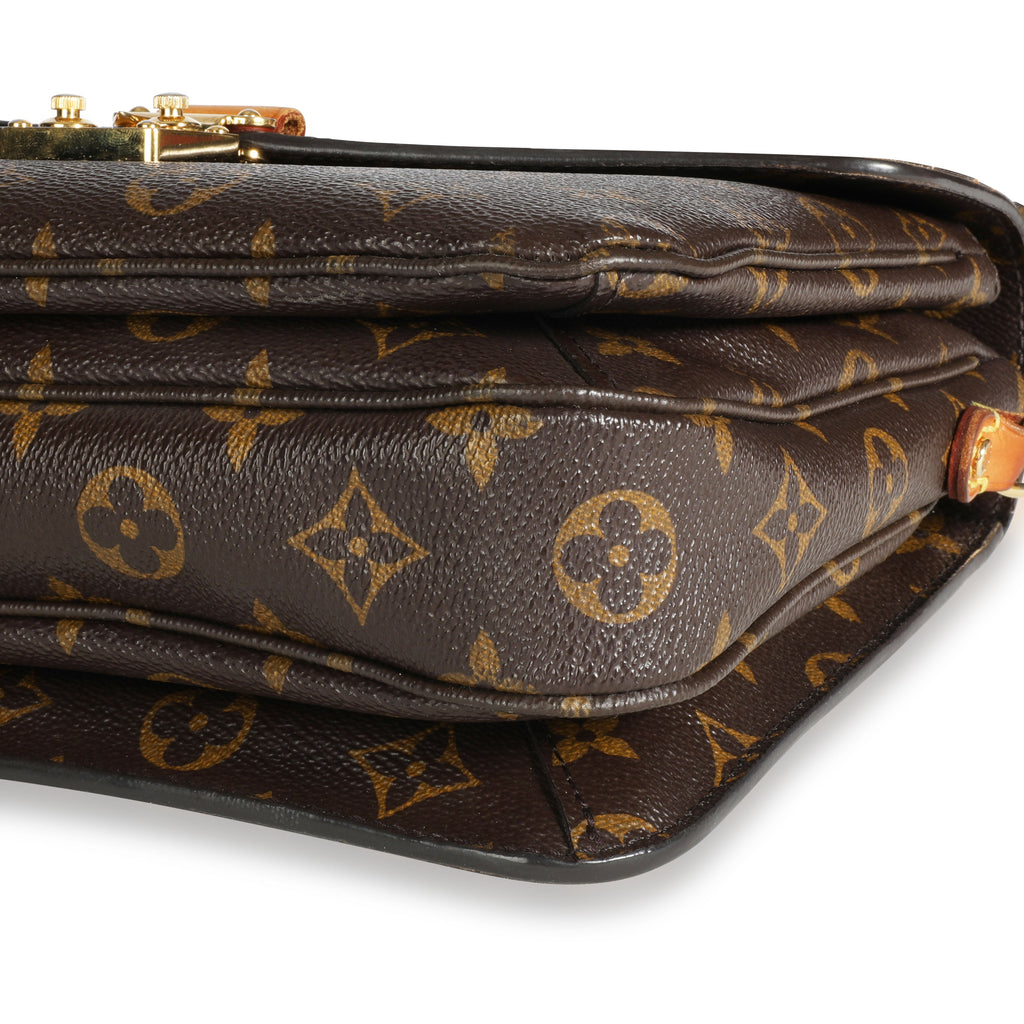 Louis Vuitton Louis Vuitton Monogram Canvas Pochette Métis