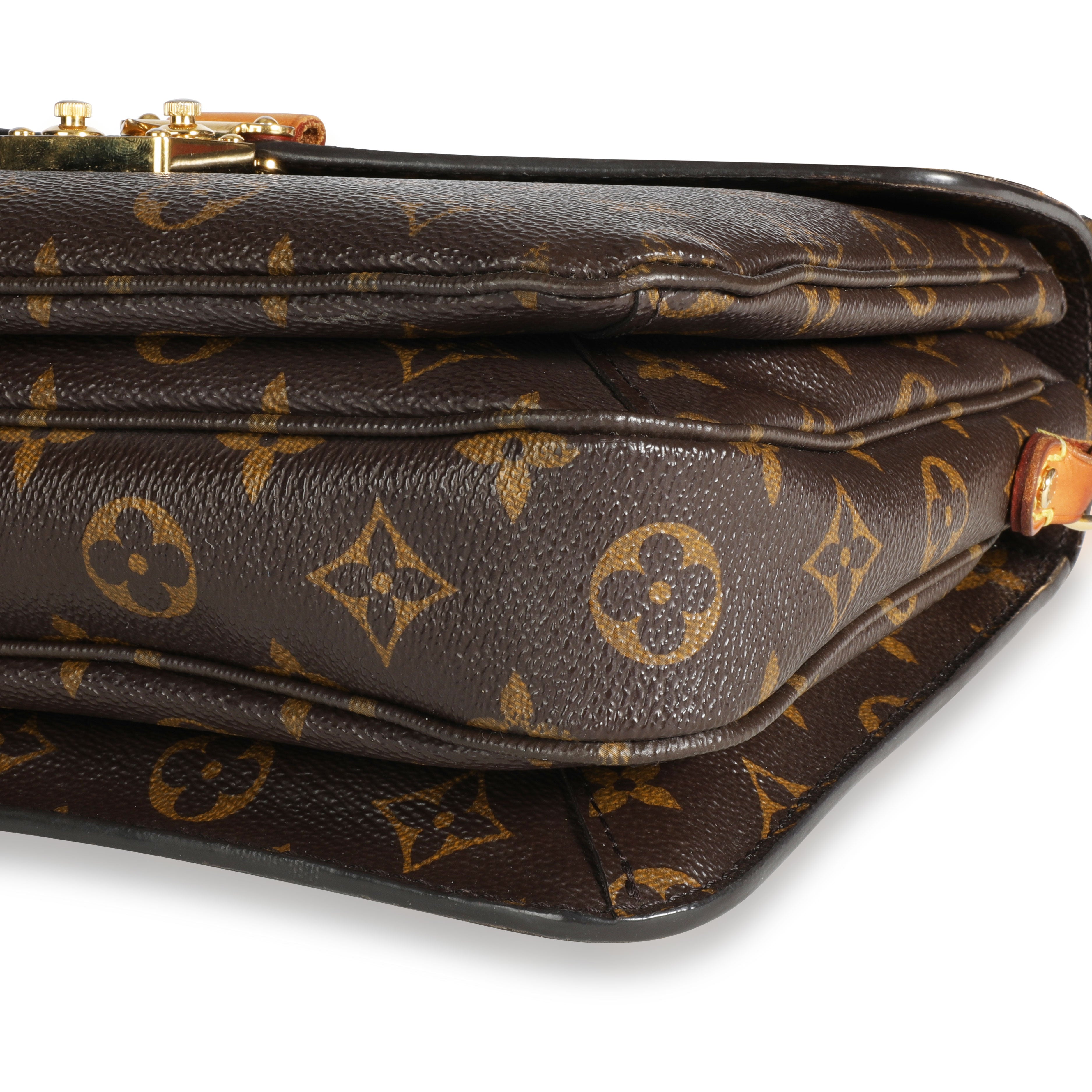 Louis Vuitton Louis Vuitton Monogram Canvas Pochette Métis