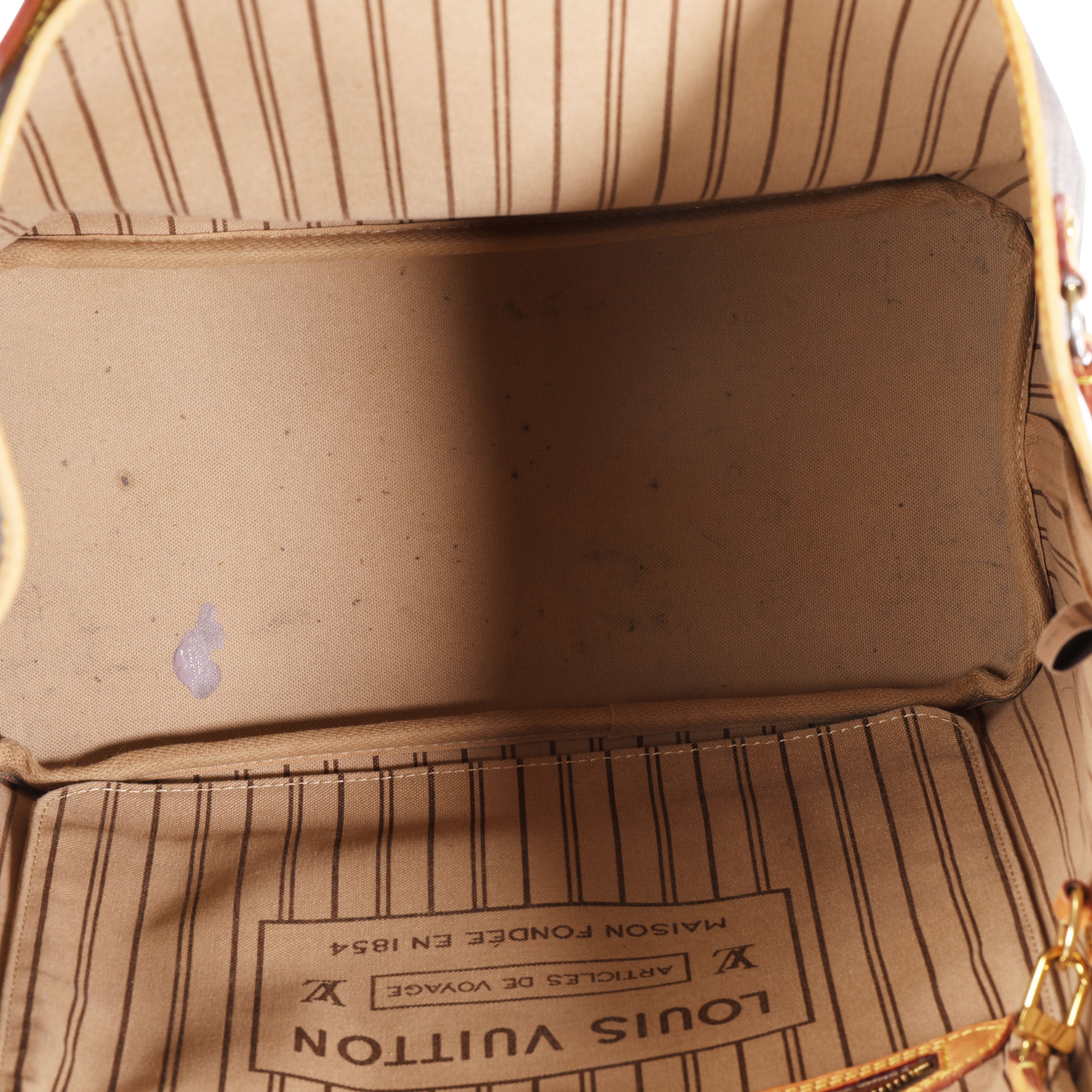 Louis Vuitton Louis Vuitton Monogram Canvas Neverfull MM