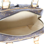 Louis Vuitton Louis Vuitton Monogram Canvas Manhattan PM