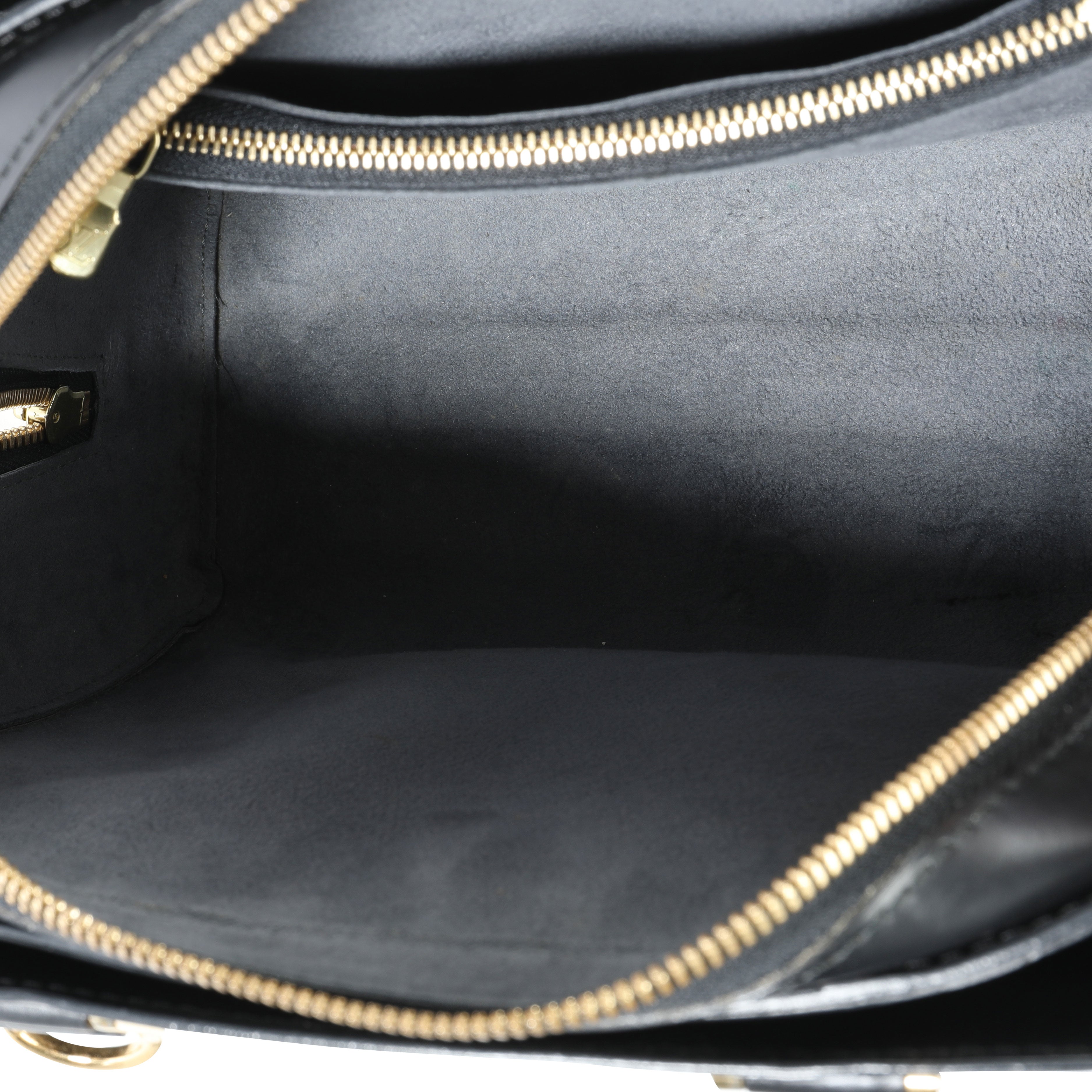 Louis Vuitton Louis Vuitton Black Epi Leather Pont Neuf PM