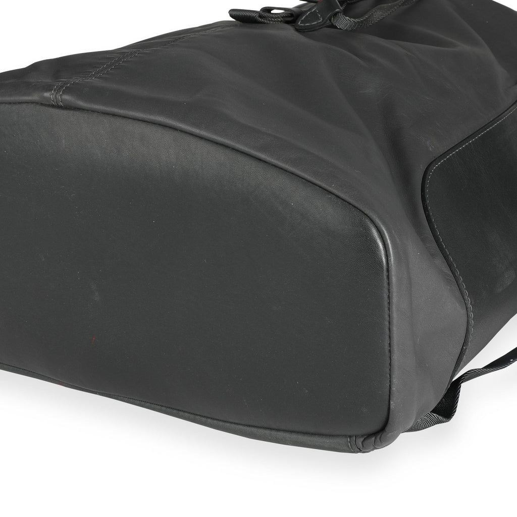 Louis Vuitton Louis Vuitton V-Line Pulse Backpack