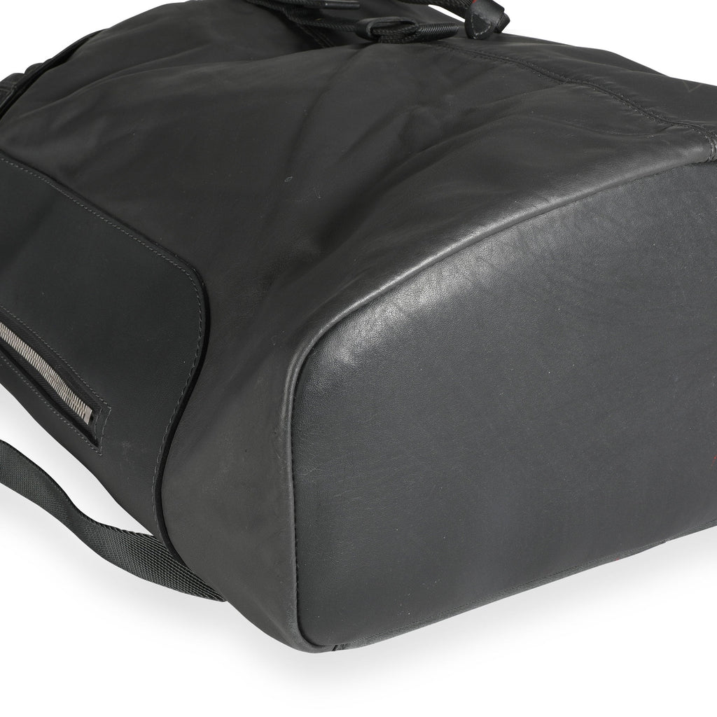 Louis Vuitton Louis Vuitton V-Line Pulse Backpack