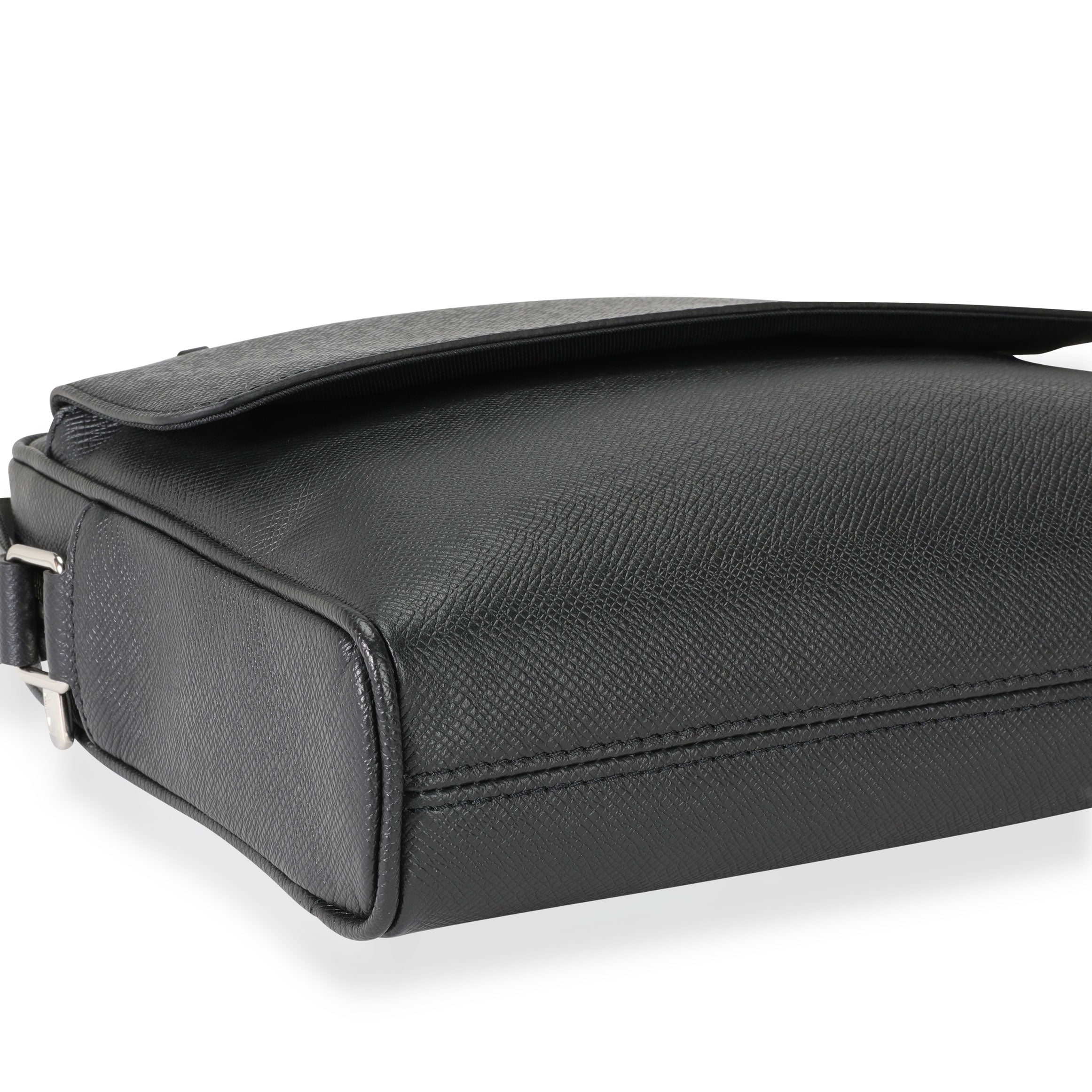 Louis Vuitton Louis Vuitton Black Taiga Leather Alex Messenger PM