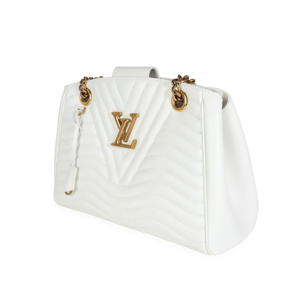 Louis Vuitton Louis Vuitton Snow Quilted Cowhide New Wave Chain Tote