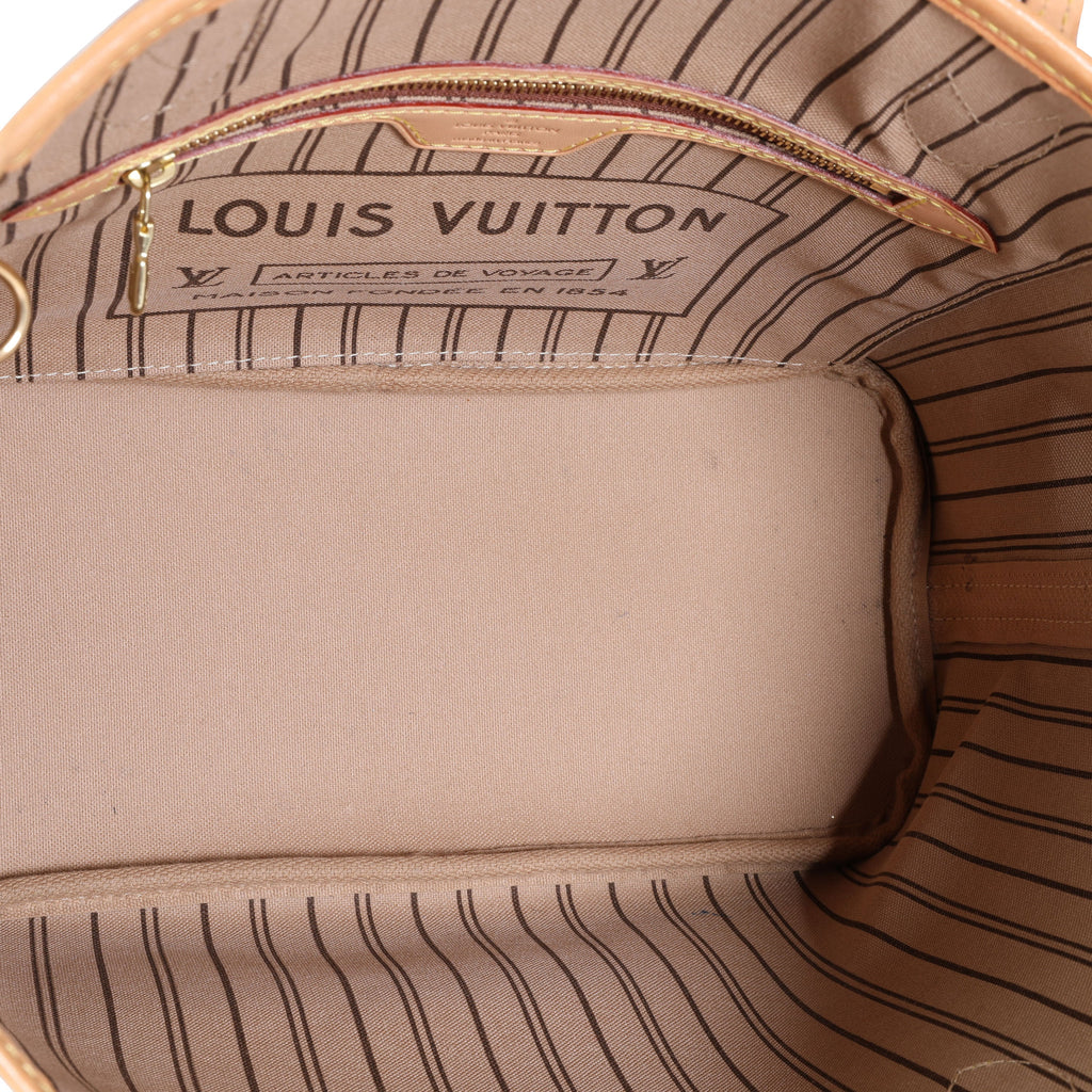 Louis Vuitton Louis Vuitton Monogram Canvas Neverfull PM