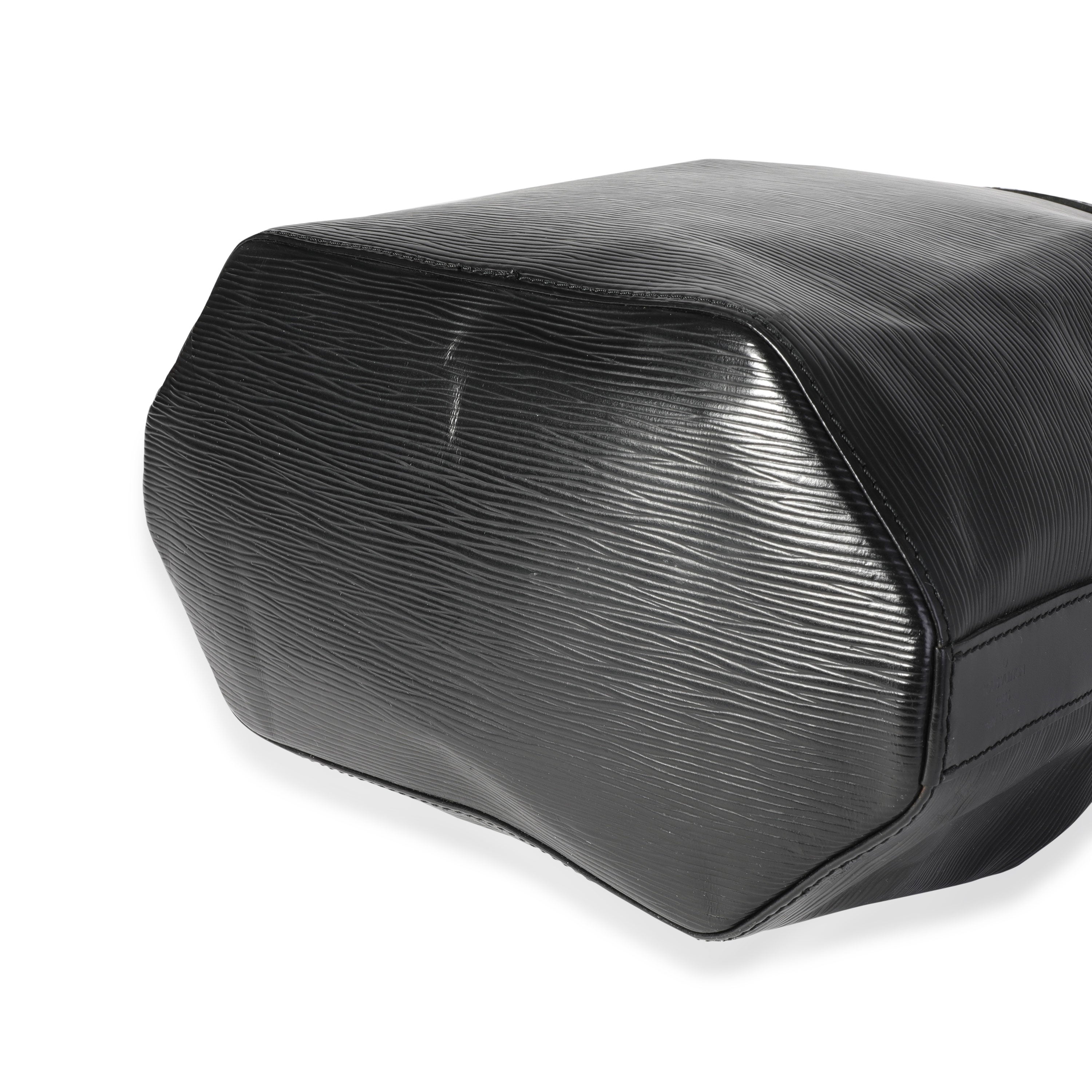 Louis Vuitton Louis Vuitton Vintage Black Epi Leather Sac DEpaule GM