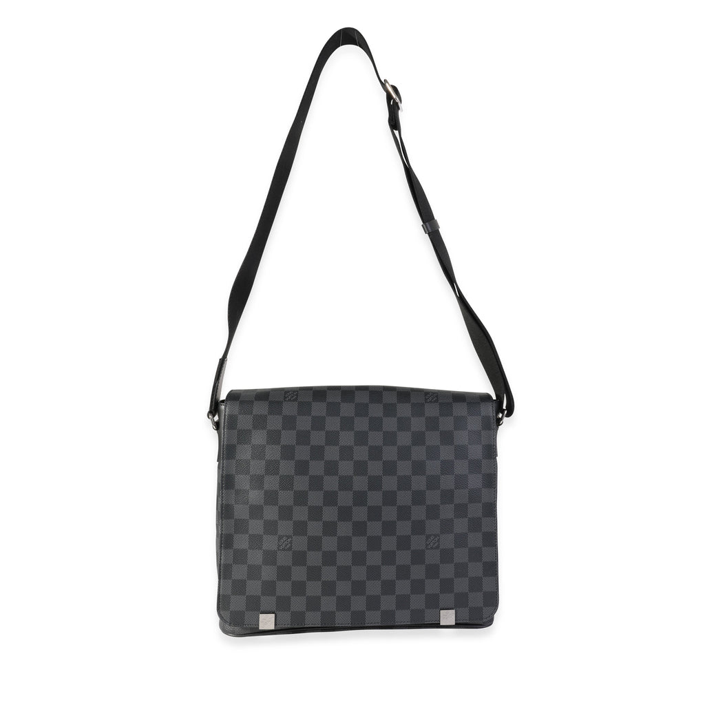 Louis Vuitton Louis Vuitton Damier Graphite District Messenger MM