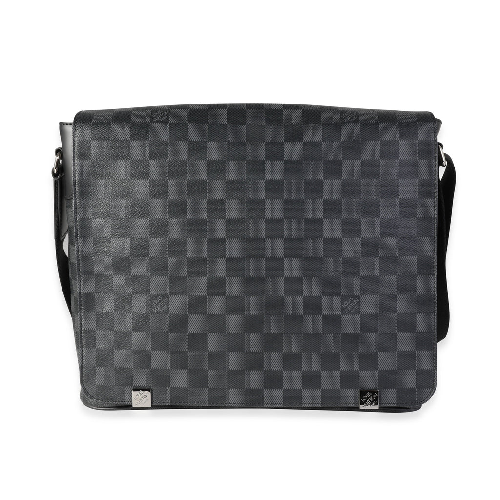 Louis Vuitton Louis Vuitton Damier Graphite District Messenger MM