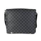 Louis Vuitton Louis Vuitton Damier Graphite District Messenger MM