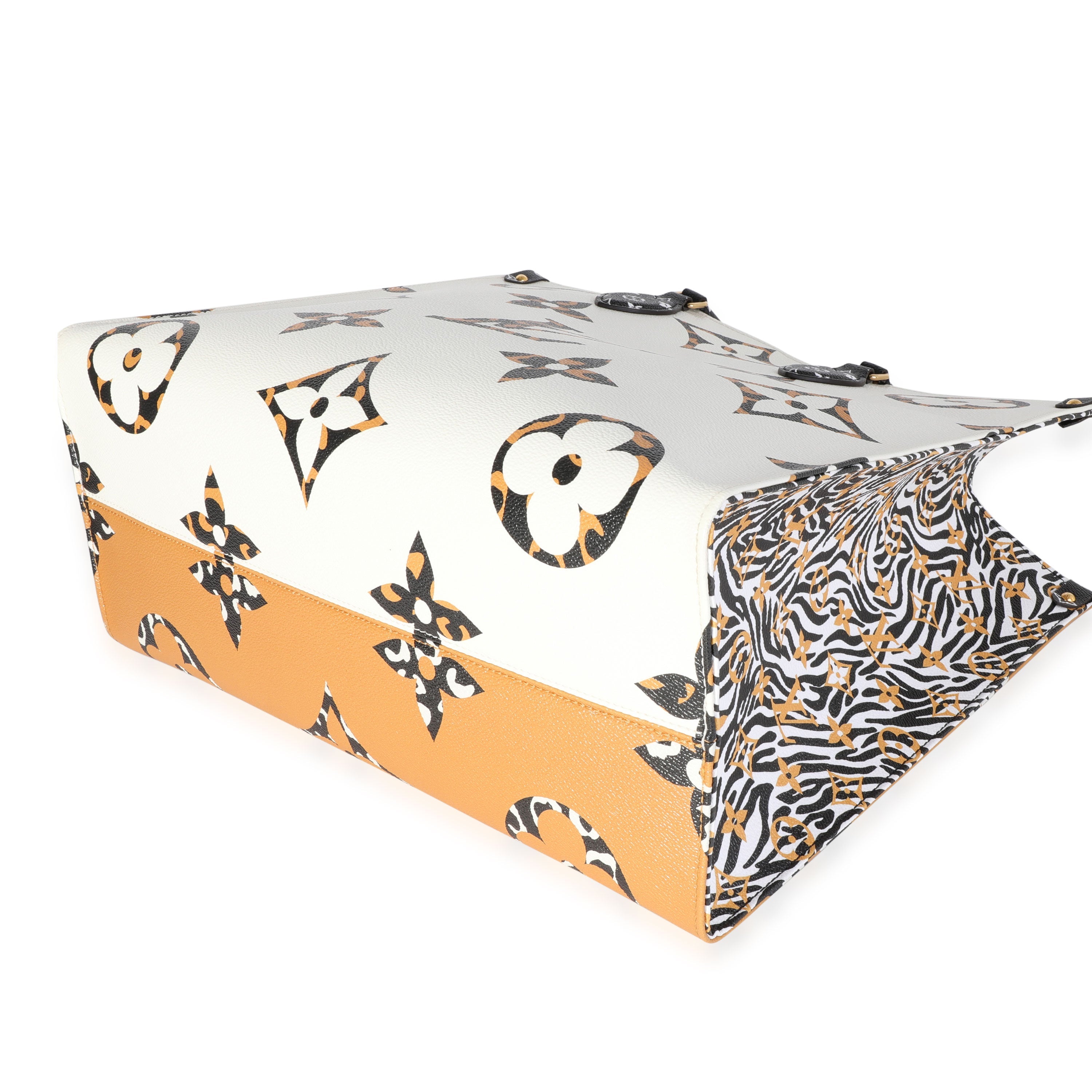 Louis Vuitton Louis Vuitton Monogram Jungle Onthego GM