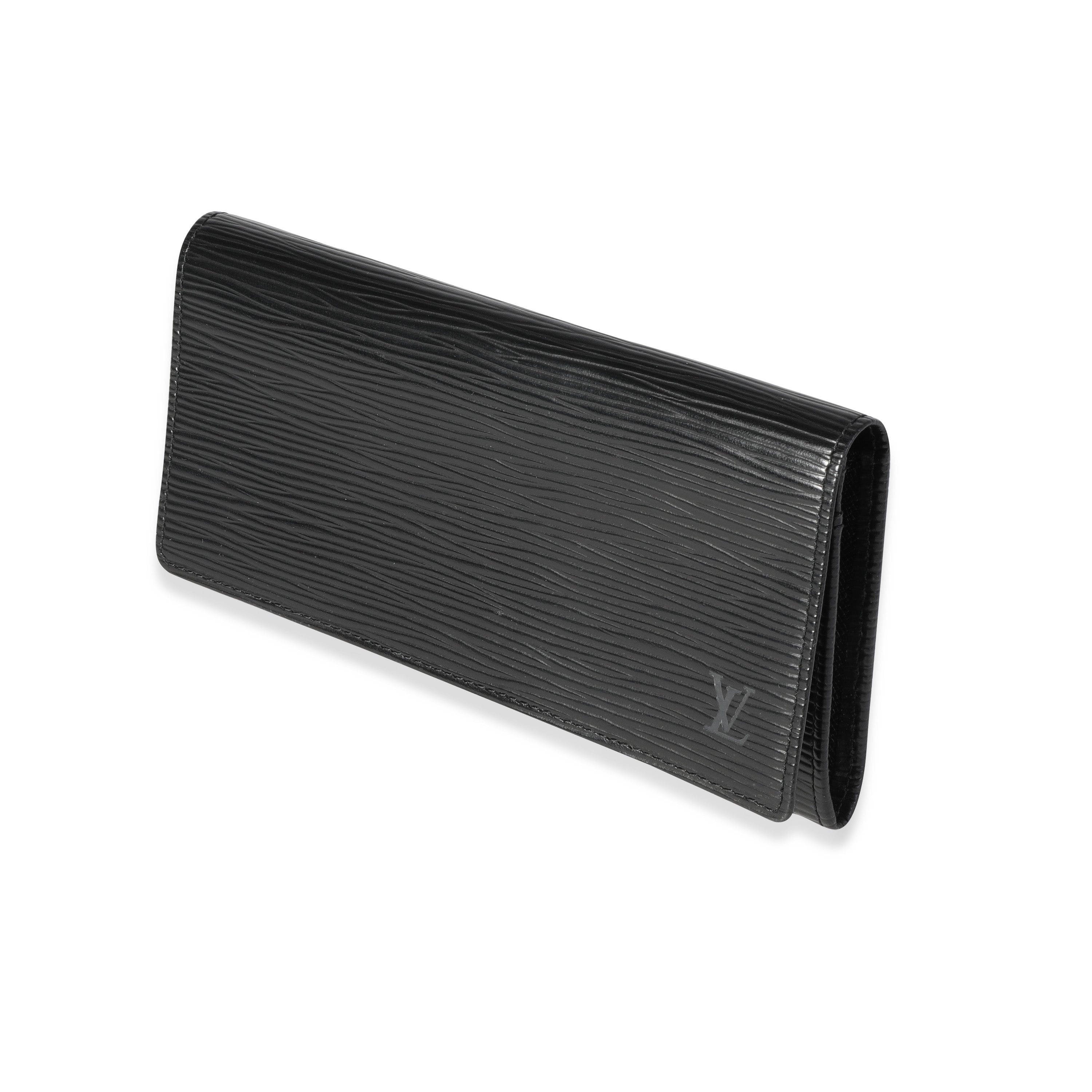 Louis Vuitton Louis Vuitton Black Epi Leather Wallet