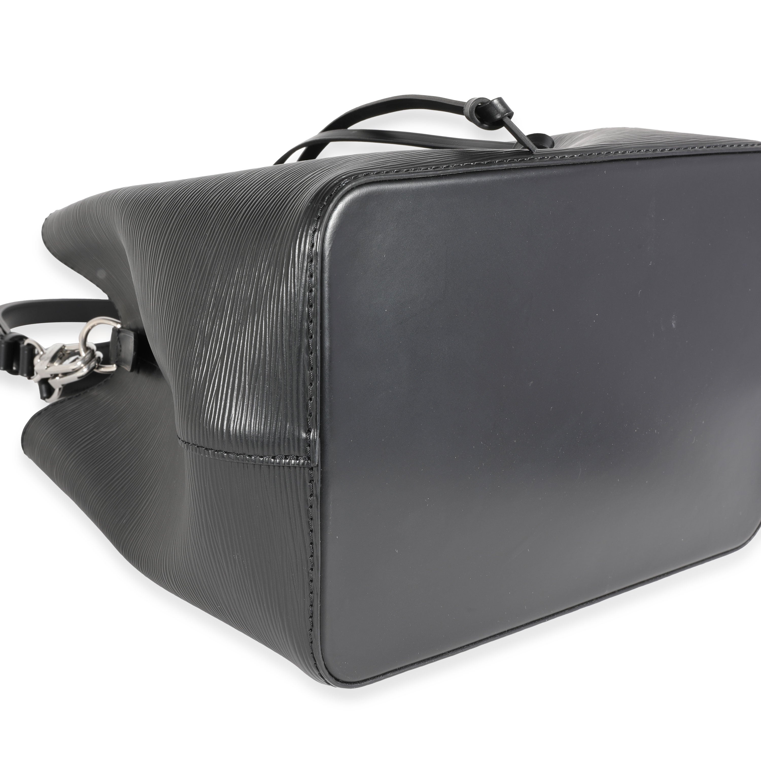 Louis Vuitton Louis Vuitton Black Epi Leather NéoNoé MM