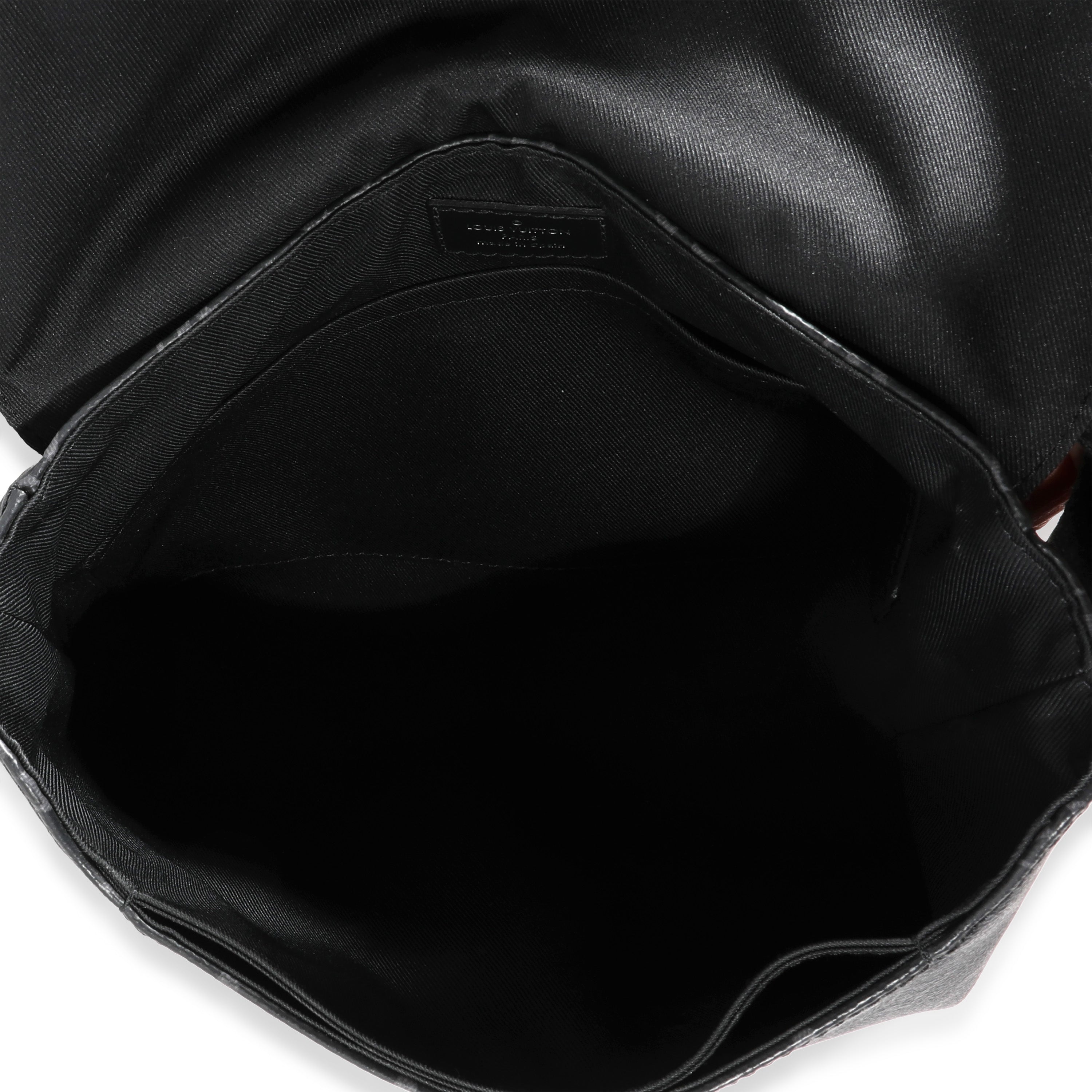 Louis Vuitton Louis Vuitton Monogram Eclipse District PM