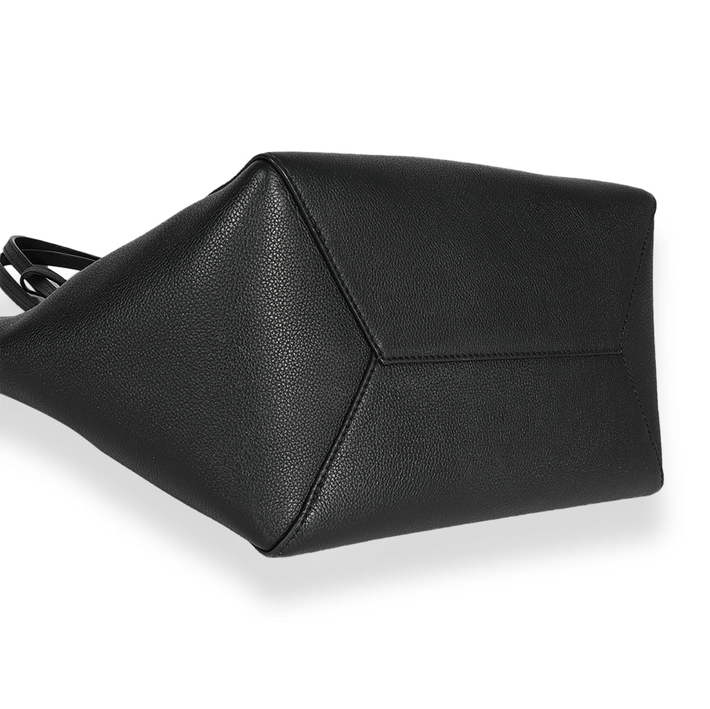 Louis Vuitton Louis Vuitton Black Grained Calfskin Lockme Cabas Tote