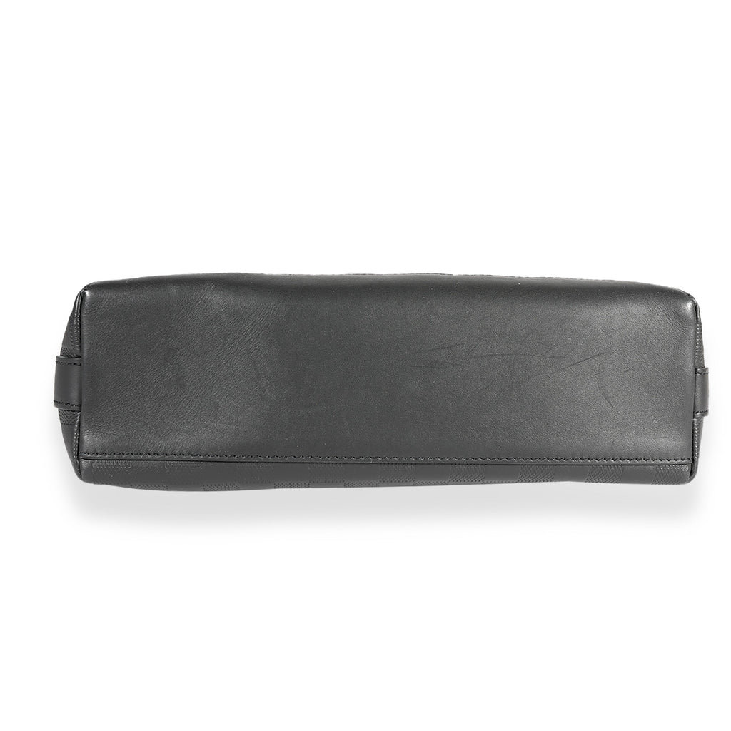 Louis Vuitton Louis Vuitton Black Damier Infini Discovery Messenger