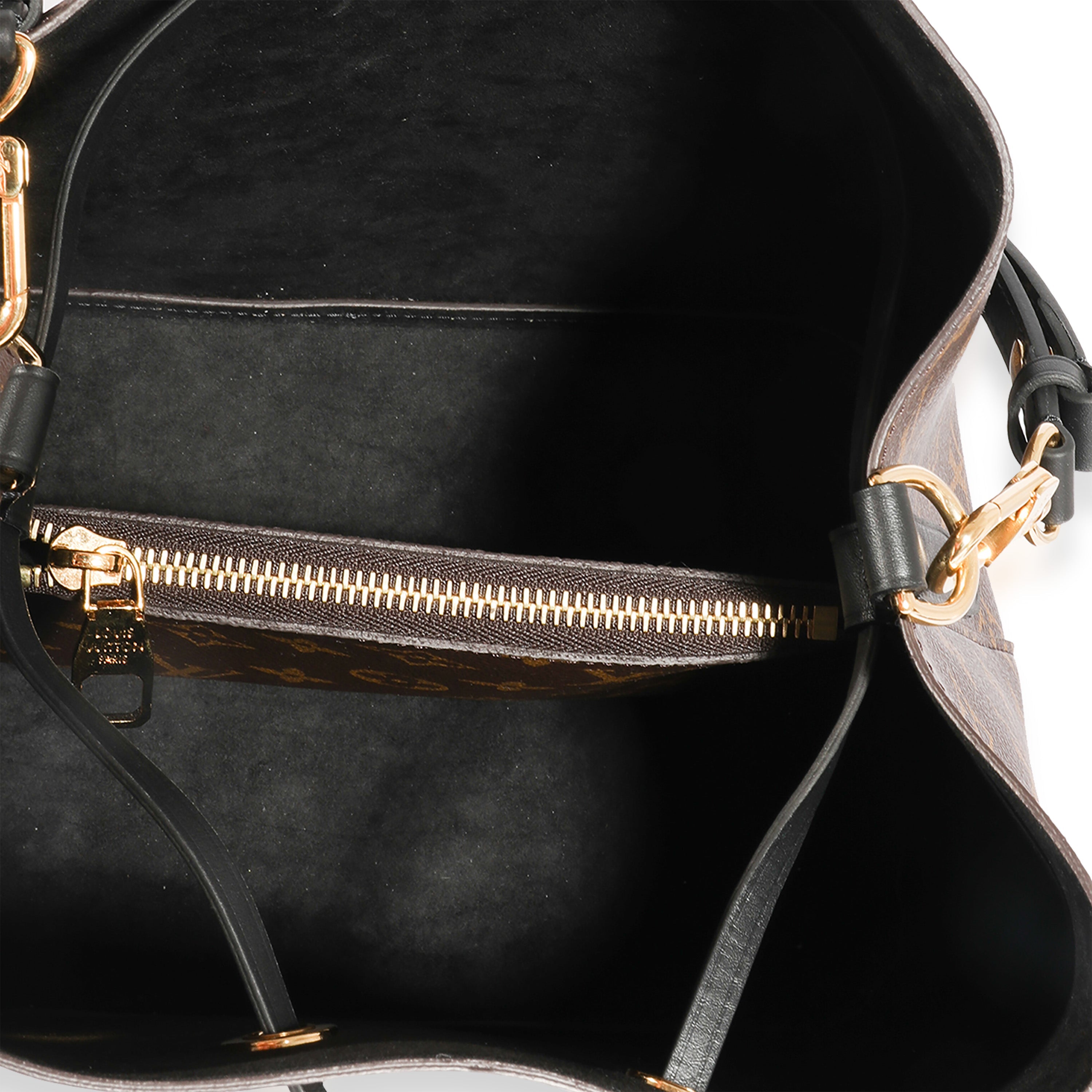 Louis Vuitton Louis Vuitton Monogram Canvas & Black Leather NéoNoé MM