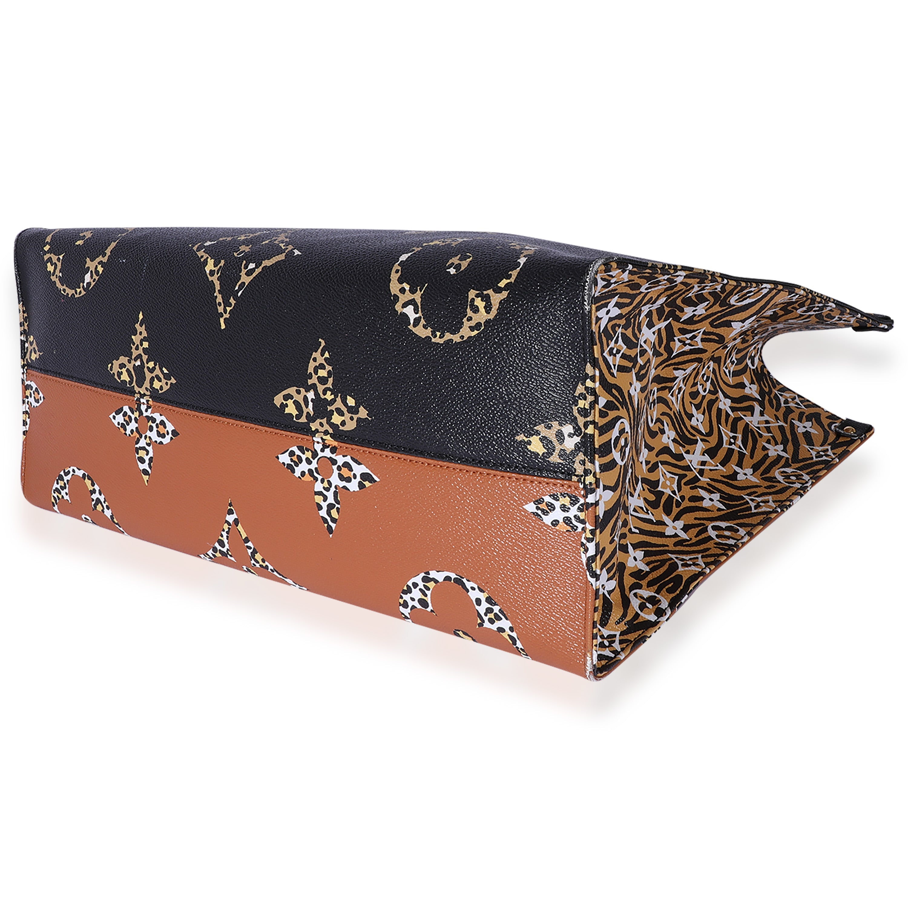 Louis Vuitton Louis Vuitton Jungle Canvas Onthego GM