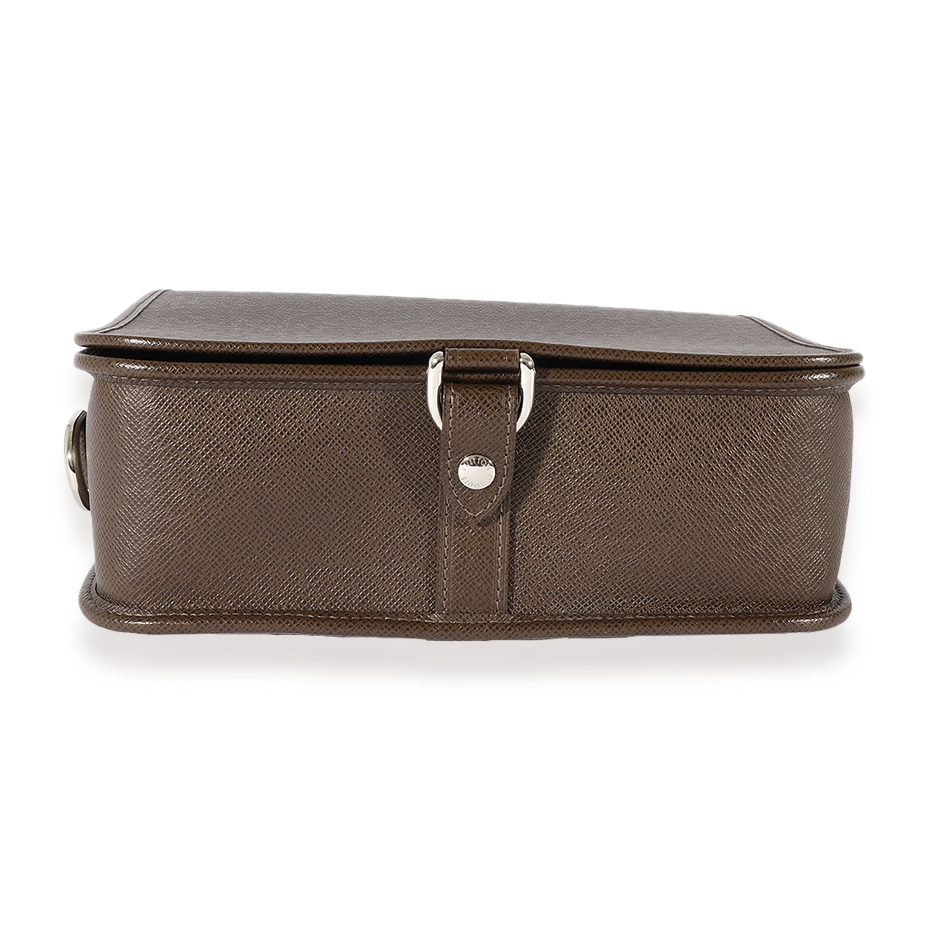 Louis Vuitton Louis Vuitton Brown Taiga Andrei Ardoise Messenger