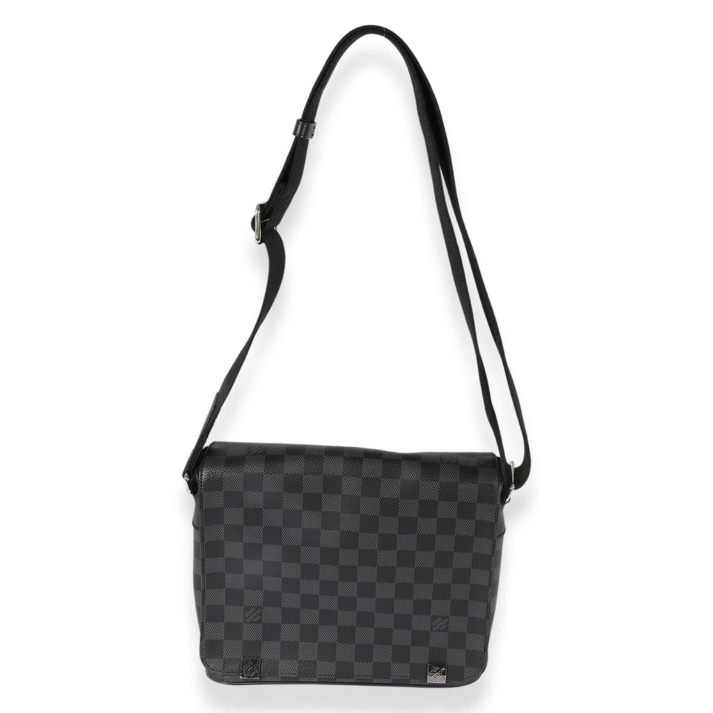 Louis Vuitton Louis Vuitton Damier Graphite Canvas District NM