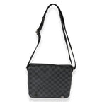 Louis Vuitton Louis Vuitton Damier Graphite Canvas District NM