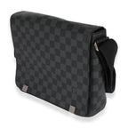 Louis Vuitton Louis Vuitton Damier Graphite Canvas District NM