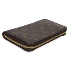 Louis Vuitton Louis Vuitton Monogram Canvas Zippy Wallet
