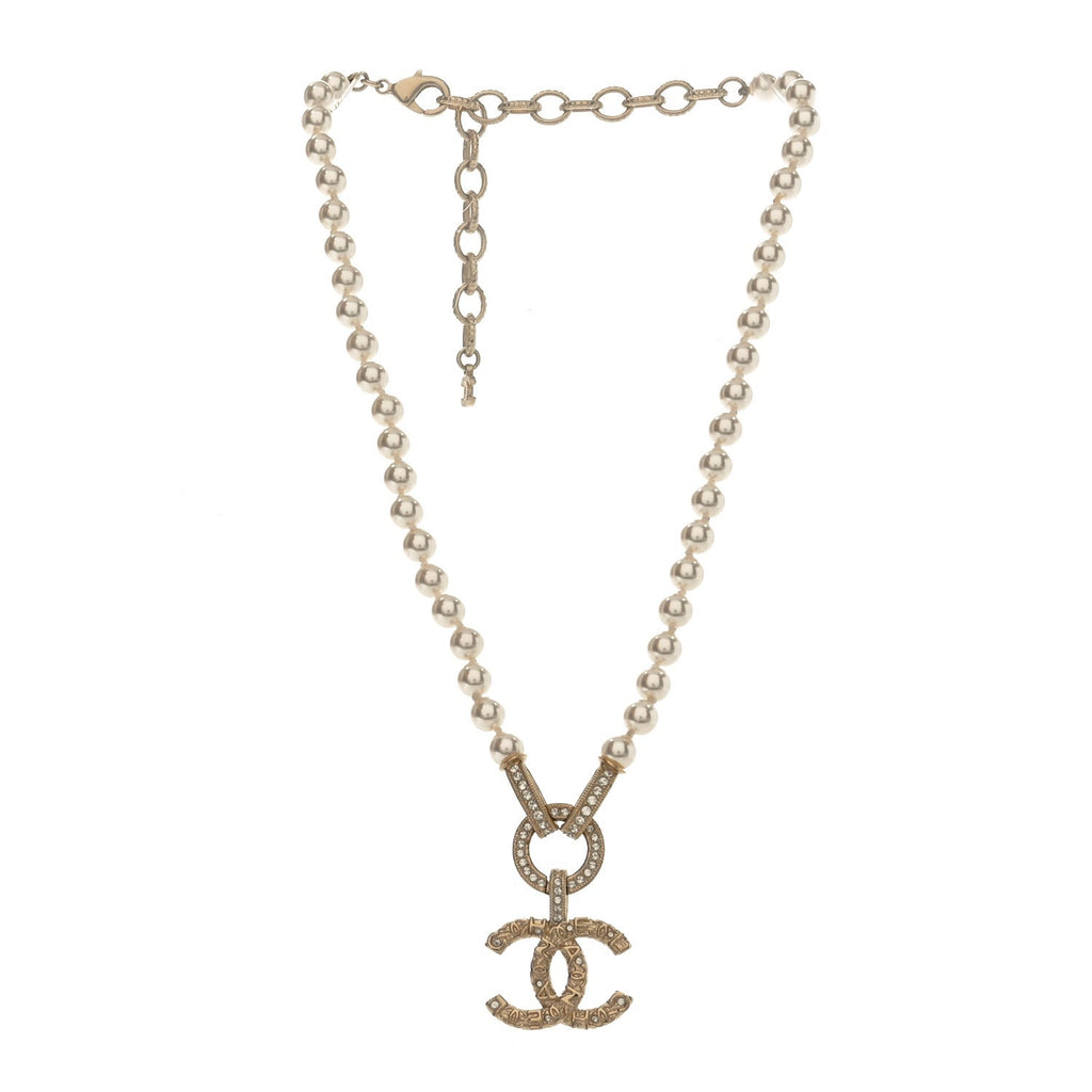 Chanel Pearl Crystal CC Short Necklace