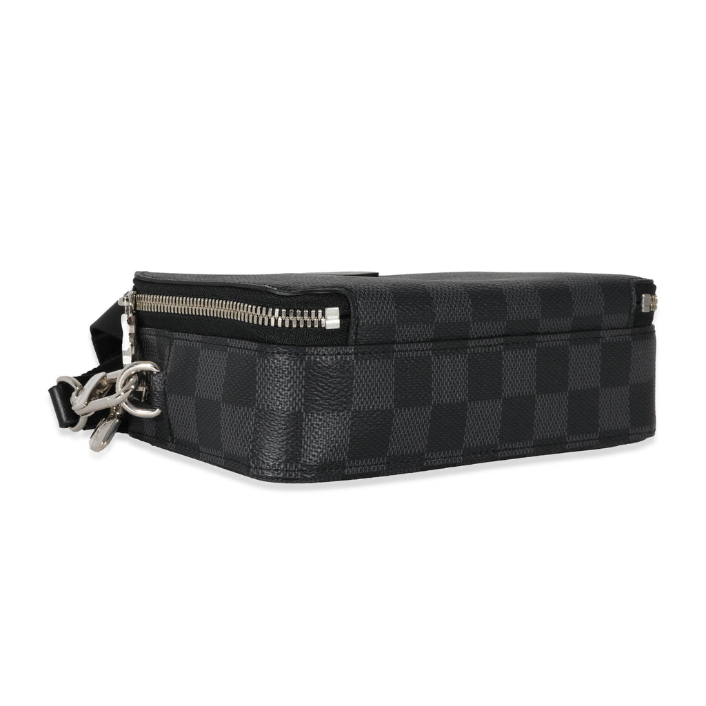 Louis Vuitton Louis Vuitton Damier Graphite Canvas Alpha Wearable Wallet