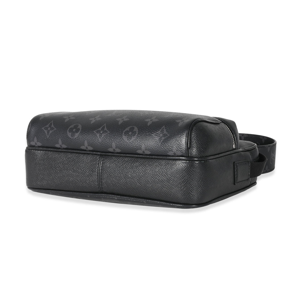 Louis Vuitton Louis Vuitton Black Taiga Monogram Eclipse Canvas Outdoor Messenger