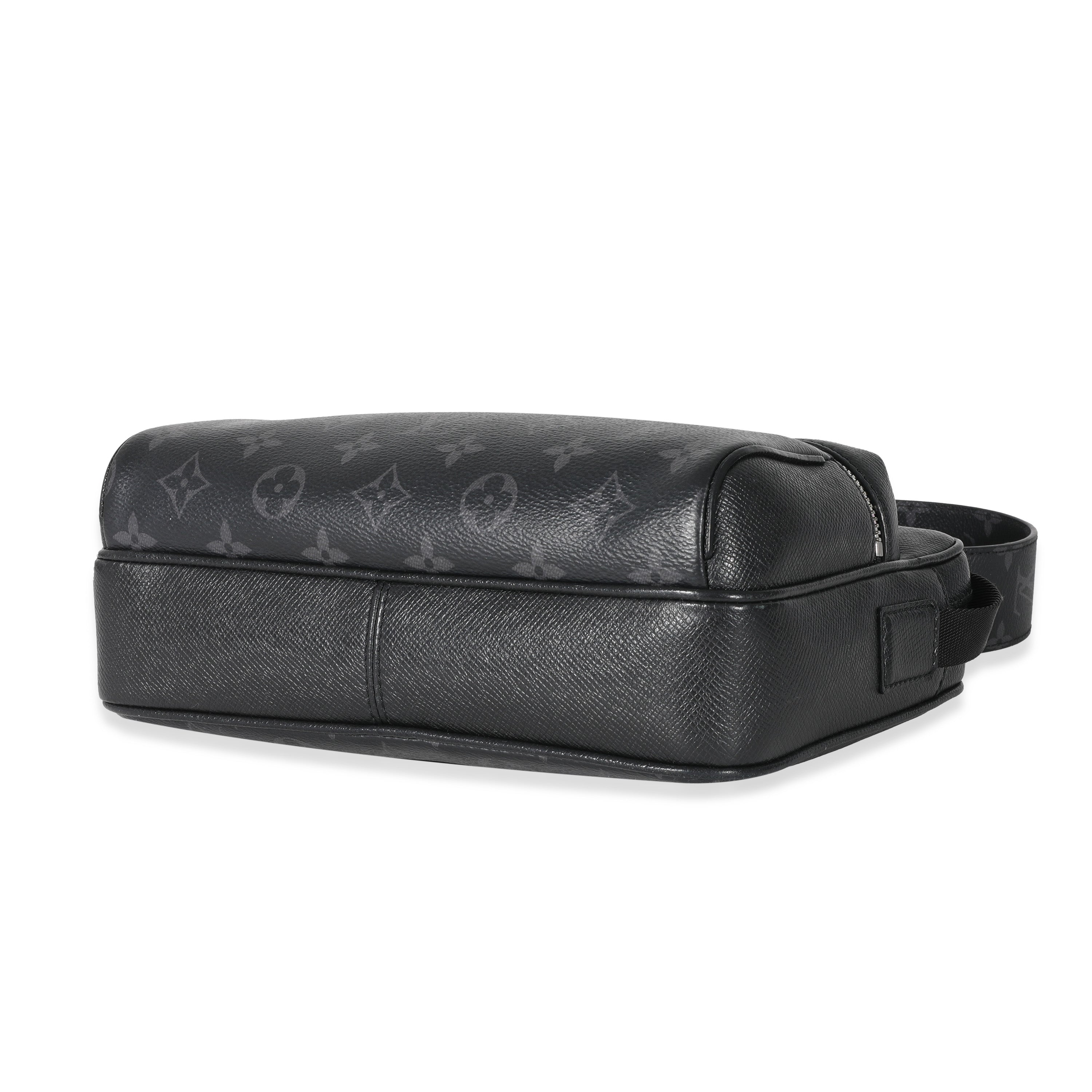 Louis Vuitton Louis Vuitton Black Taiga Monogram Eclipse Canvas Outdoor Messenger
