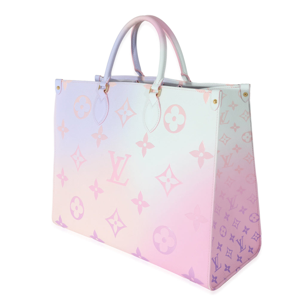 Louis Vuitton Louis Vuitton Sunrise Pastel Monogram Giant Canvas Spring in City OnTheGo GM