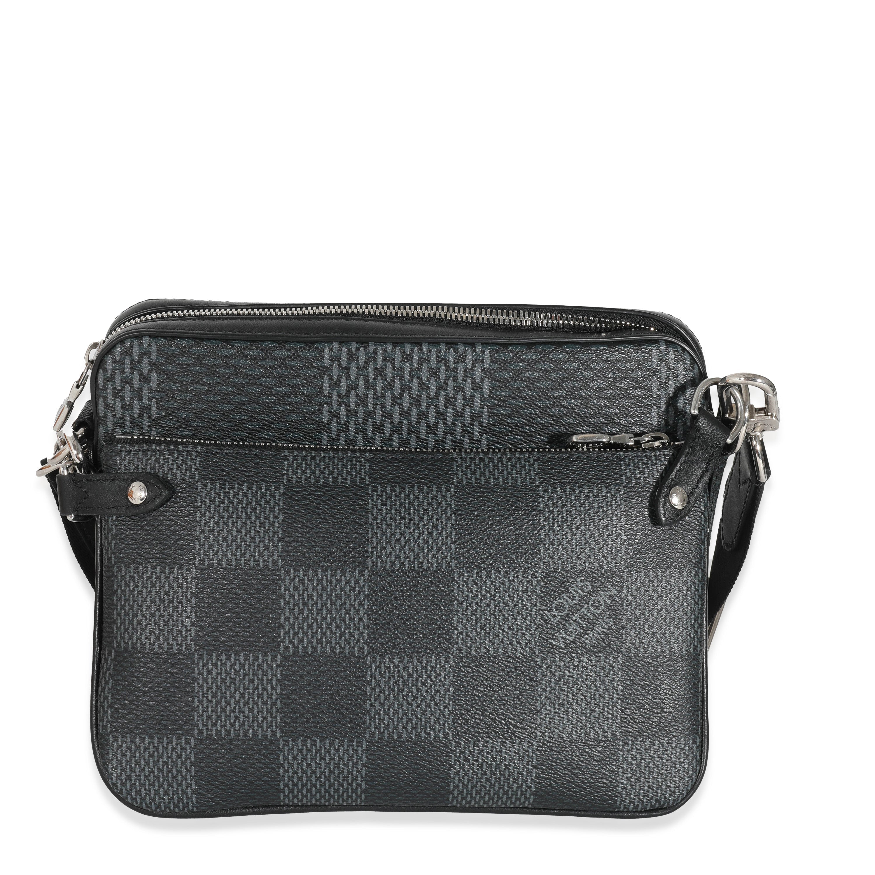 Louis Vuitton Louis Vuitton Damier Graphite 3D Canvas Trio Messenger
