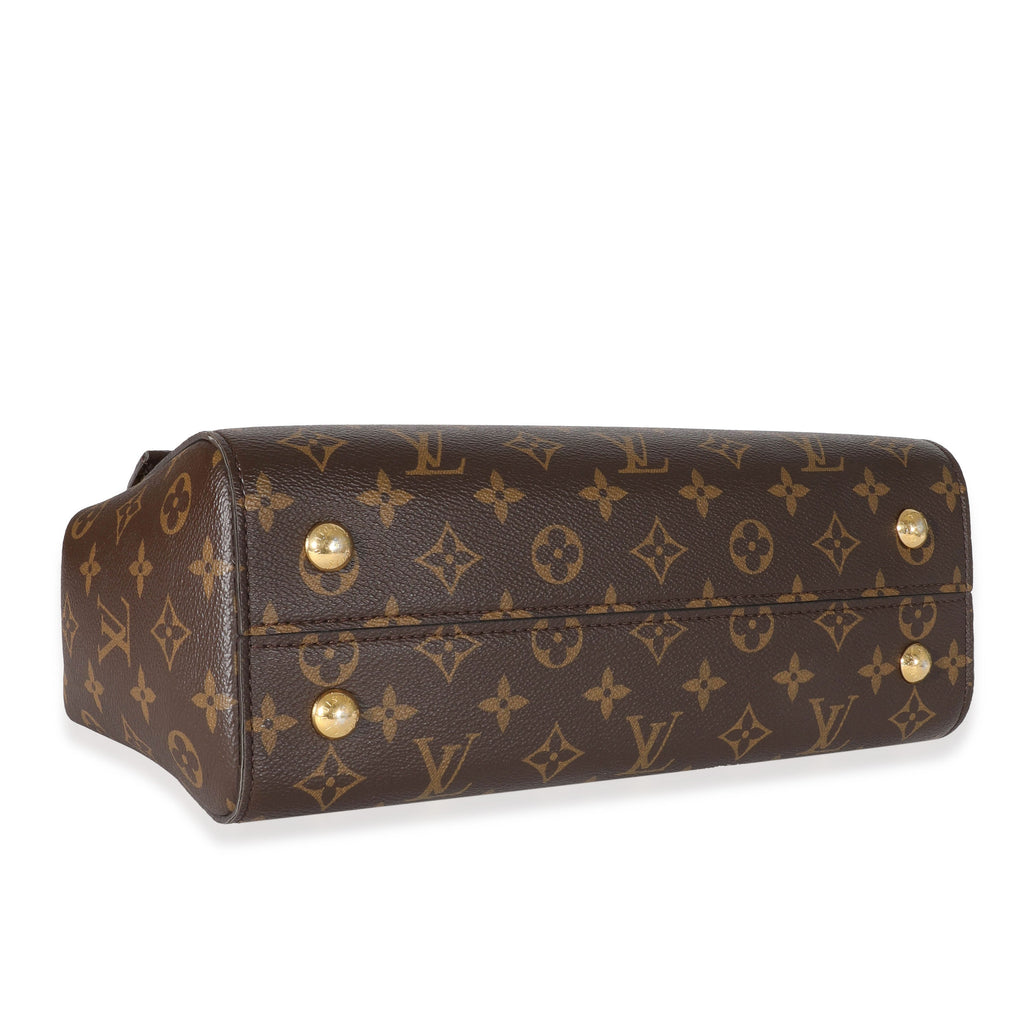 Louis Vuitton Louis Vuitton Monogram Canvas Blue Glacial Cluny MM