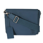 Louis Vuitton Blue Cowhide Aerogram Takeoff Messenger
