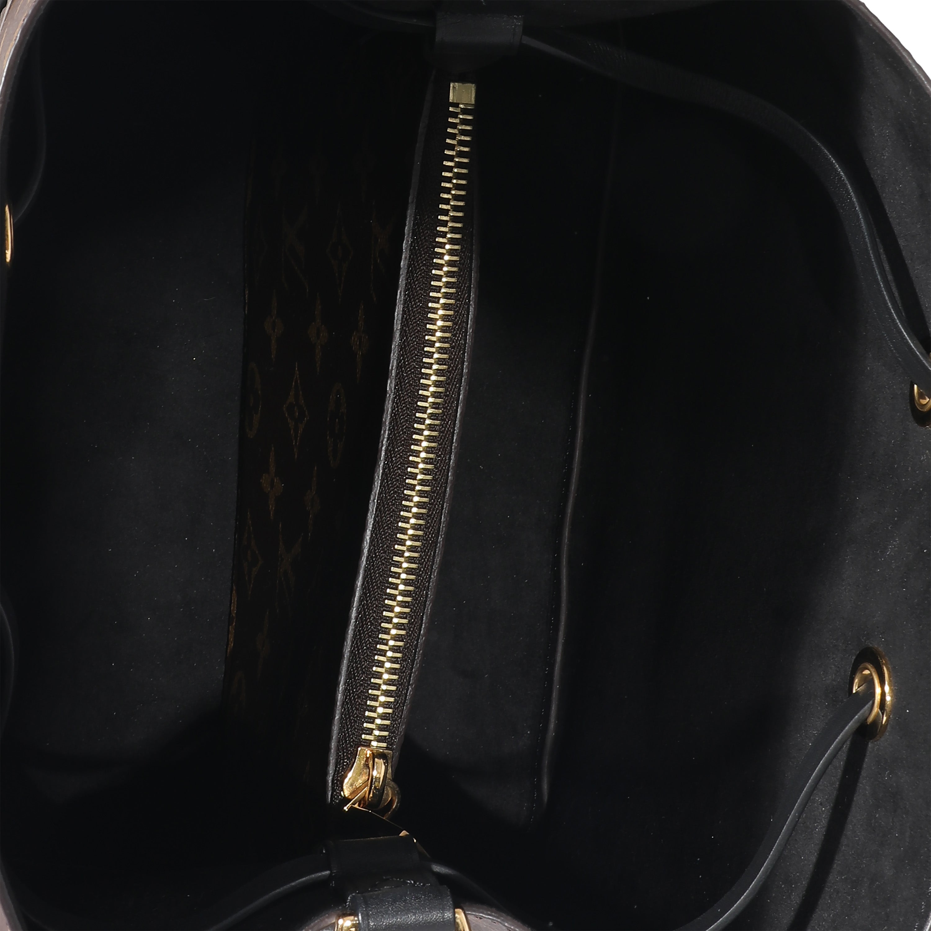 Louis Vuitton Louis Vuitton Monogram Canvas Black Leather NéoNoé MM
