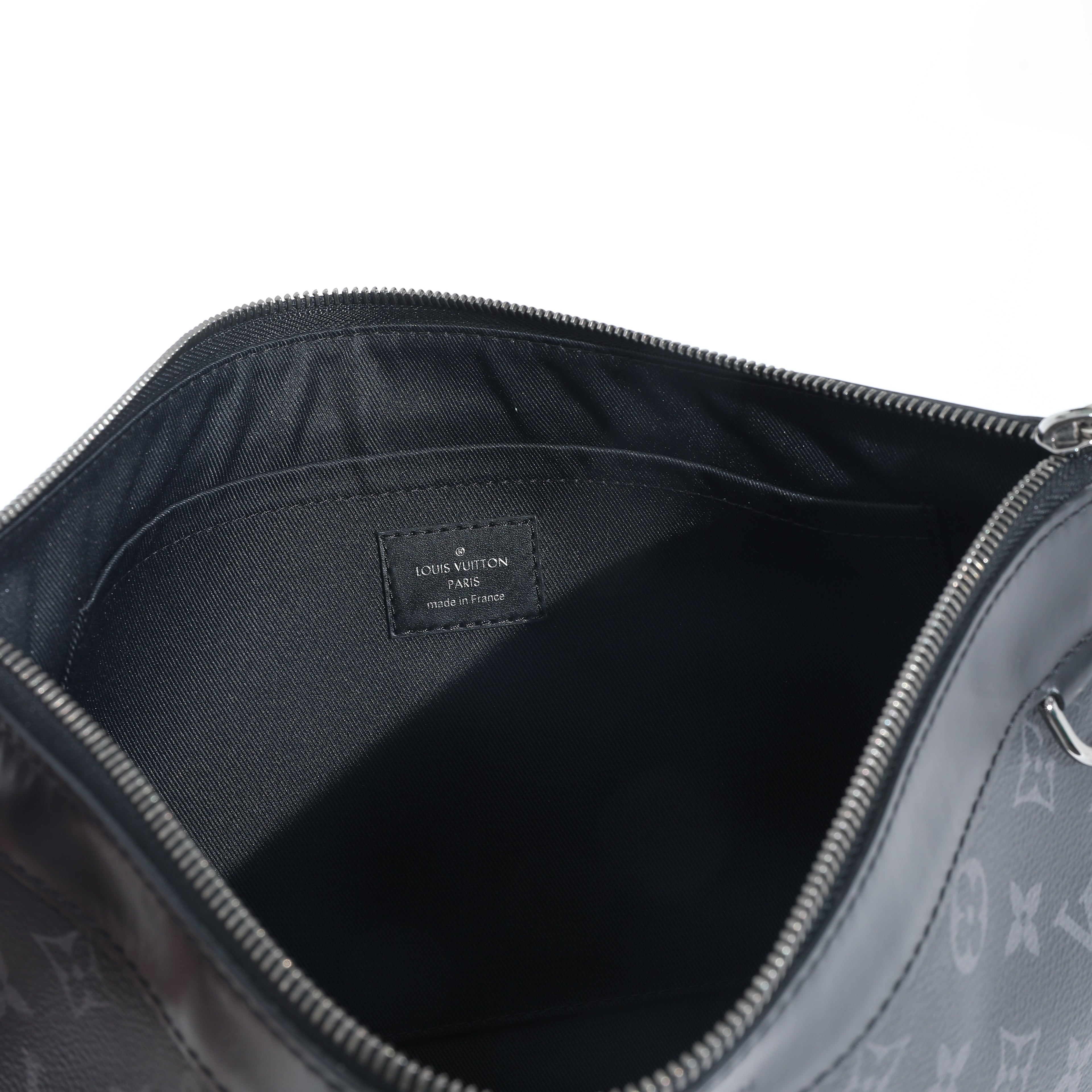 Louis Vuitton Louis Vuitton Monogram Eclipse Canvas Discovery Pochette GM