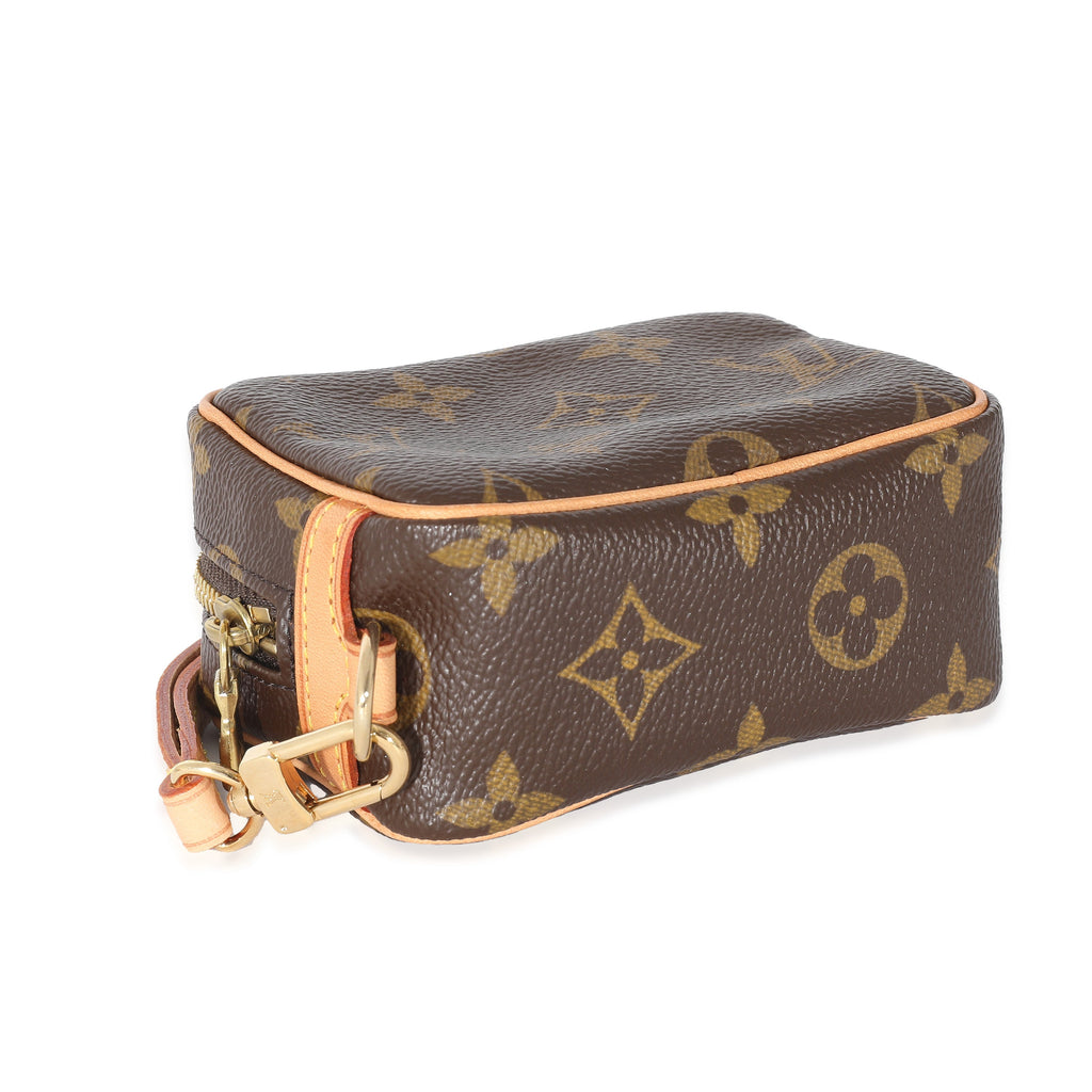 Louis Vuitton Louis Vuitton Monogram Canvas Wapity Wristlet