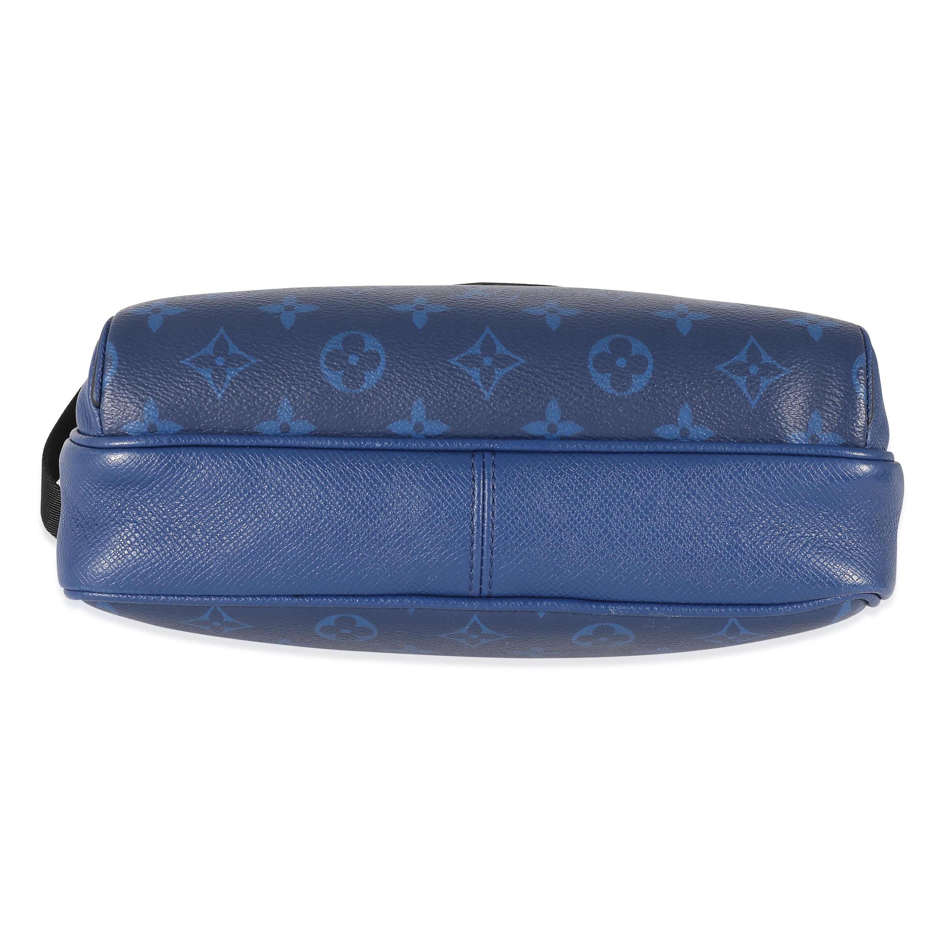 Louis Vuitton Louis Vuitton Cobalt Taiga Monogram Outdoor Messenger