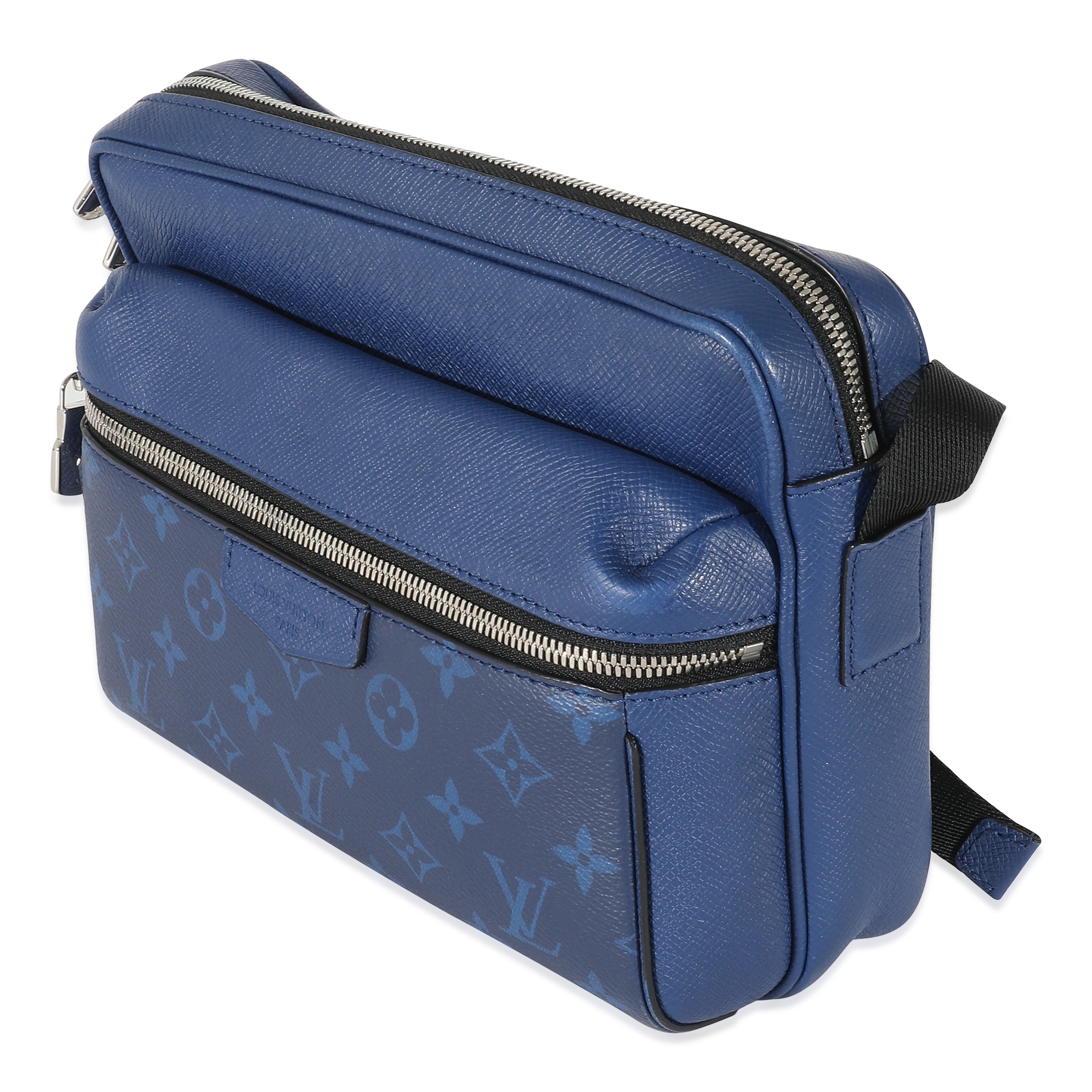 Louis Vuitton Louis Vuitton Cobalt Taiga Monogram Outdoor Messenger