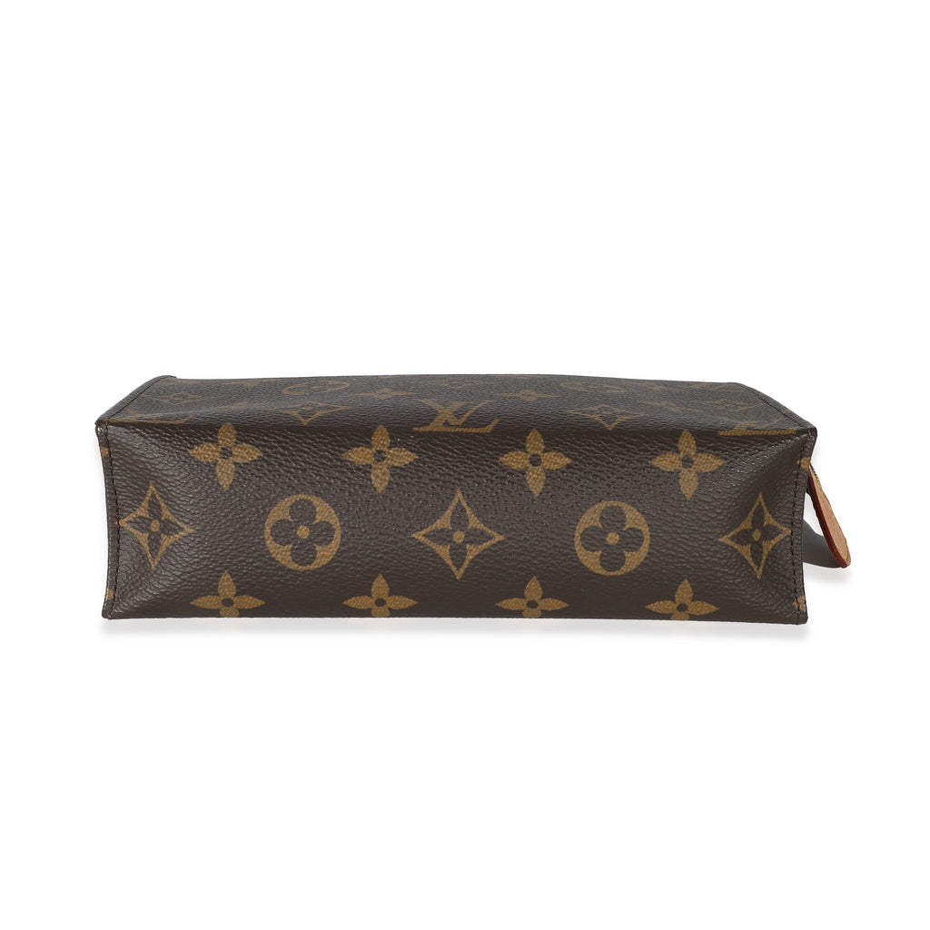 Louis Vuitton Louis Vuitton Monogram Canvas Toiletry 19