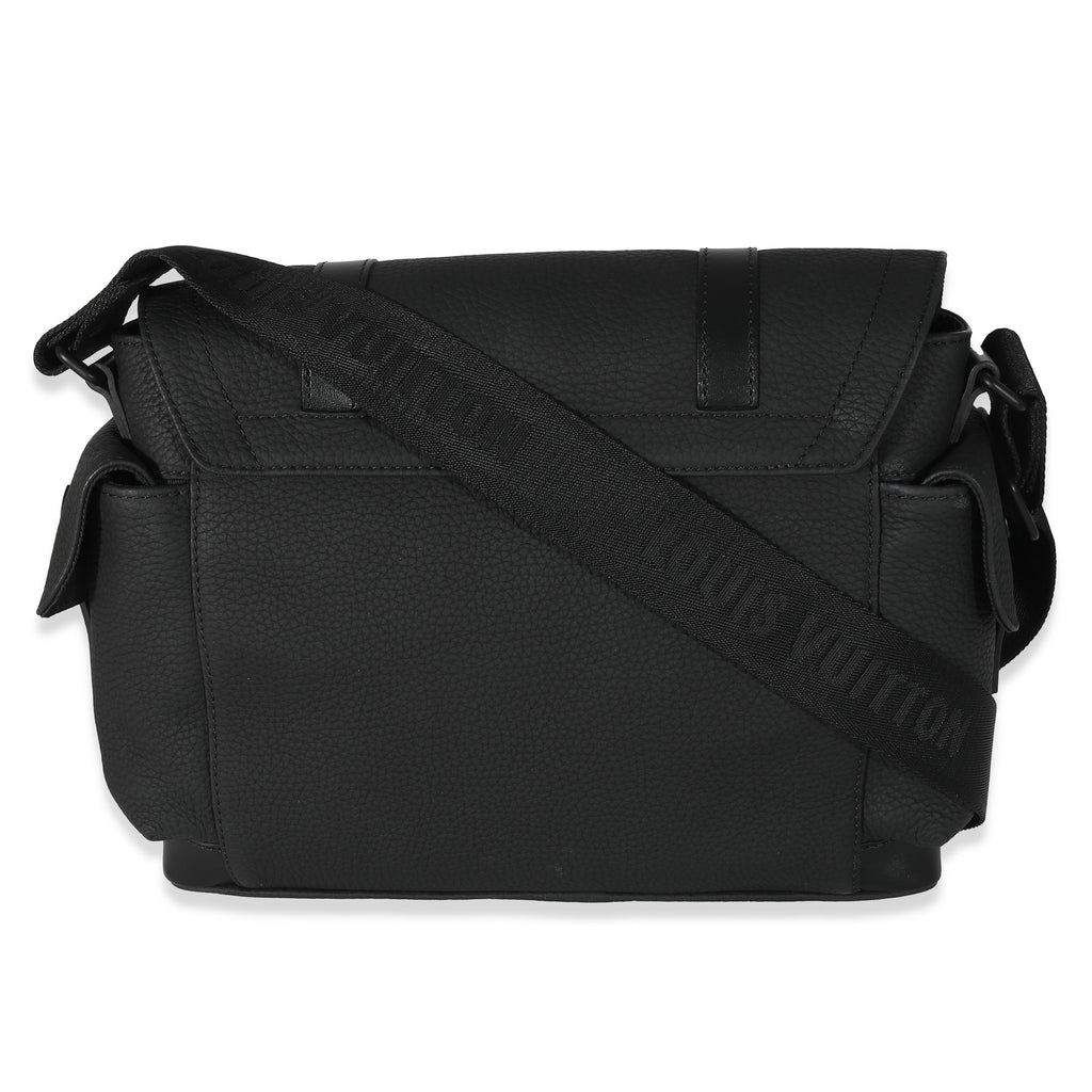 Louis Vuitton Black Taurillon Christopher Messenger