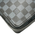 Louis Vuitton Louis Vuitton Onyx Damier Infini Studio Messenger